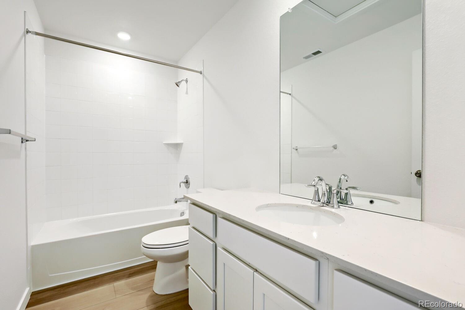 MLS Image #10 for 6934 e 149th place,thornton, Colorado