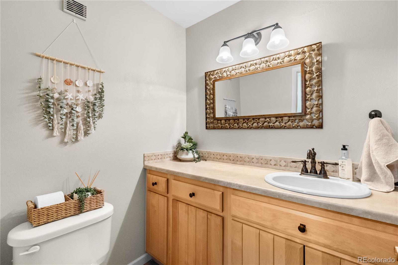 MLS Image #14 for 10372 w florida avenue,lakewood, Colorado