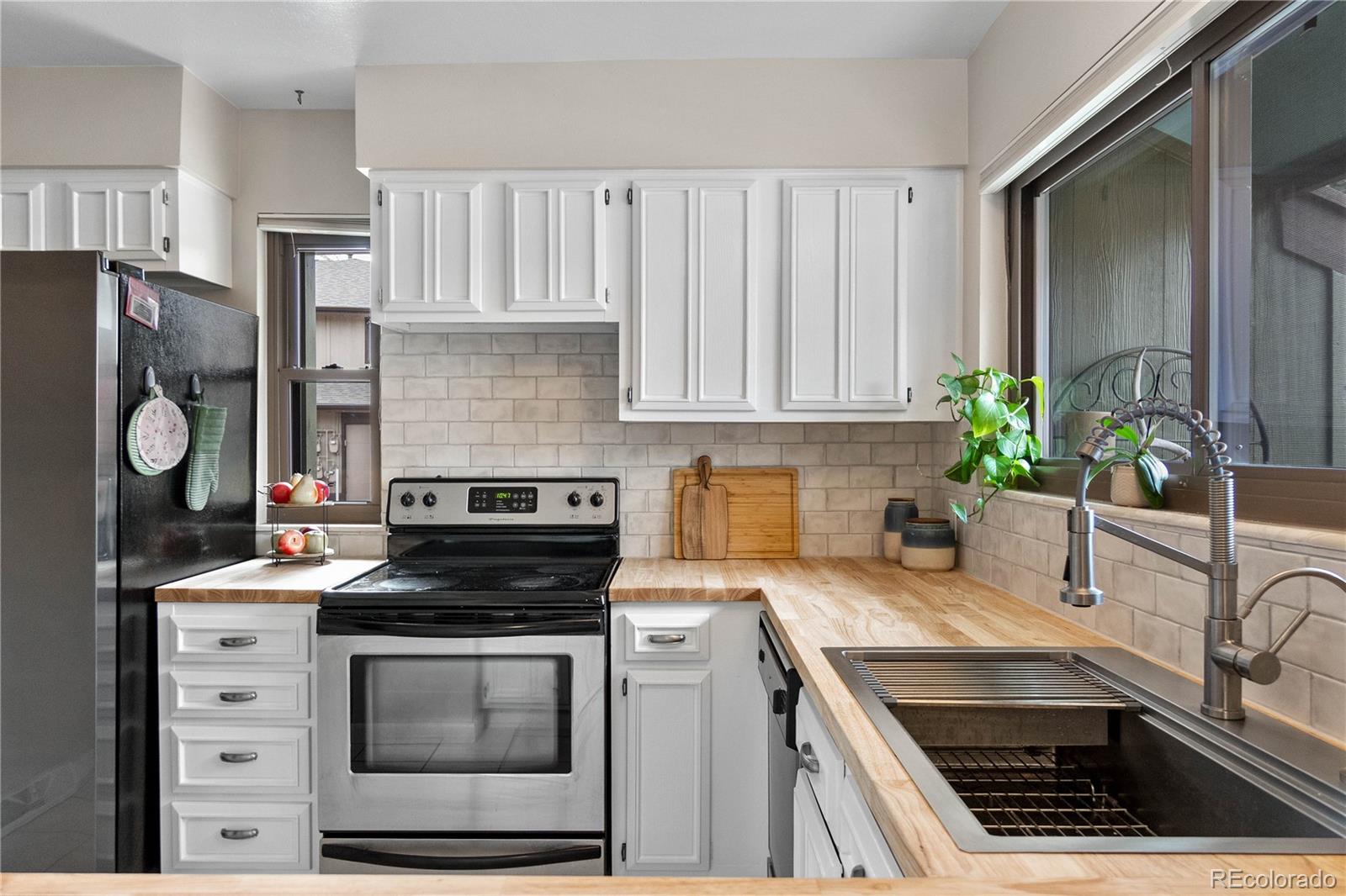 MLS Image #9 for 10372 w florida avenue,lakewood, Colorado