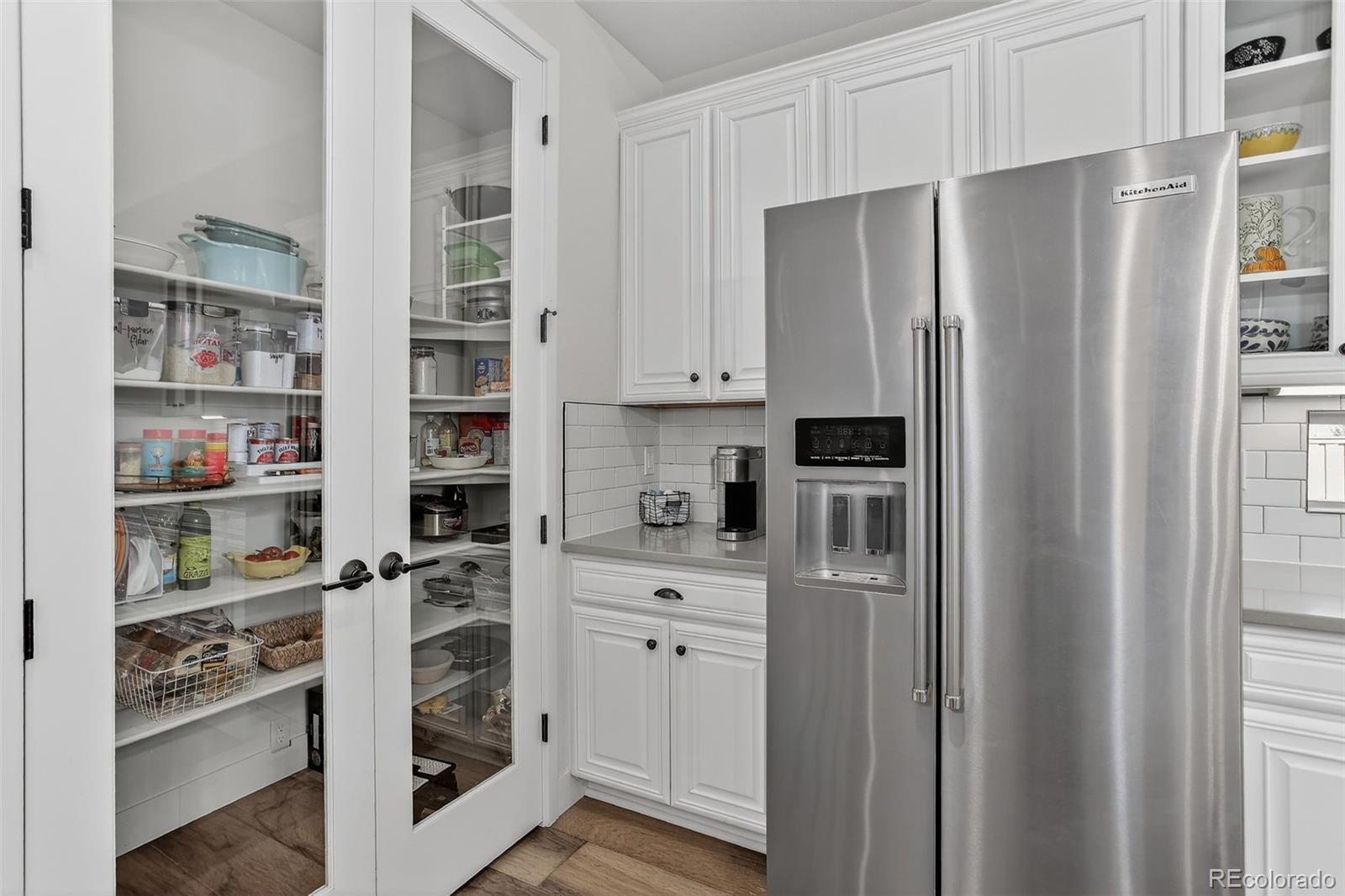 MLS Image #16 for 20392 e 53rd drive,denver, Colorado
