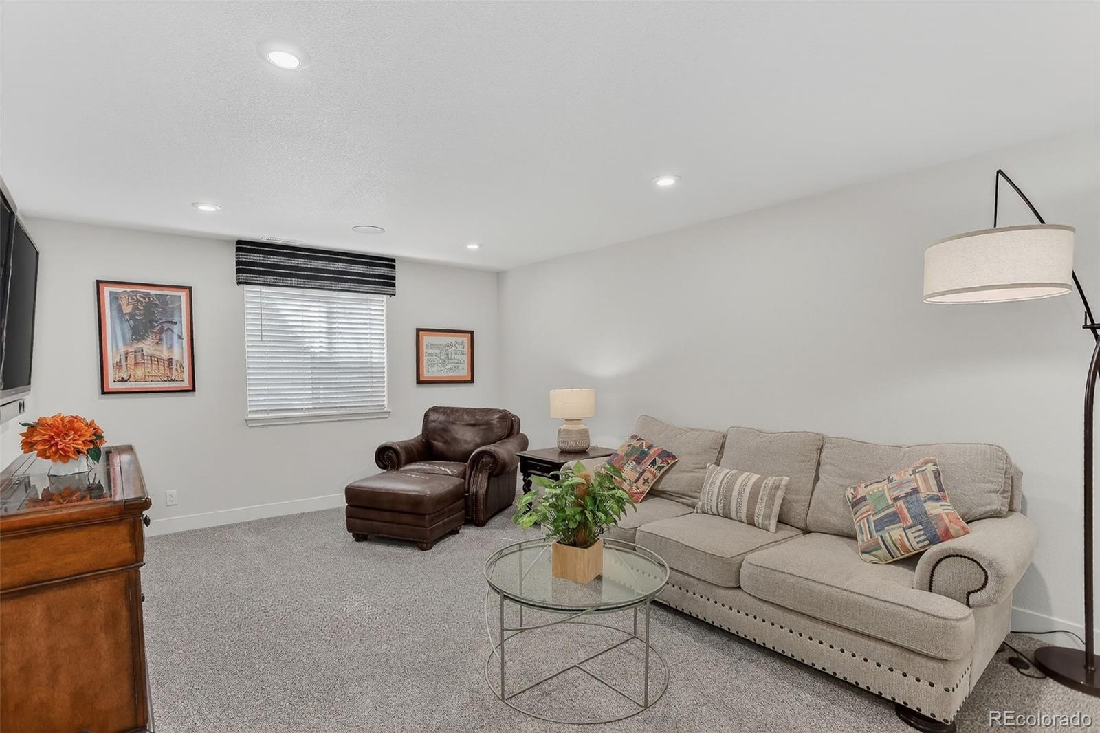 MLS Image #33 for 20392 e 53rd drive,denver, Colorado