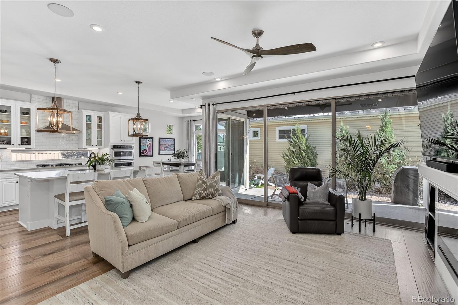 MLS Image #7 for 20392 e 53rd drive,denver, Colorado