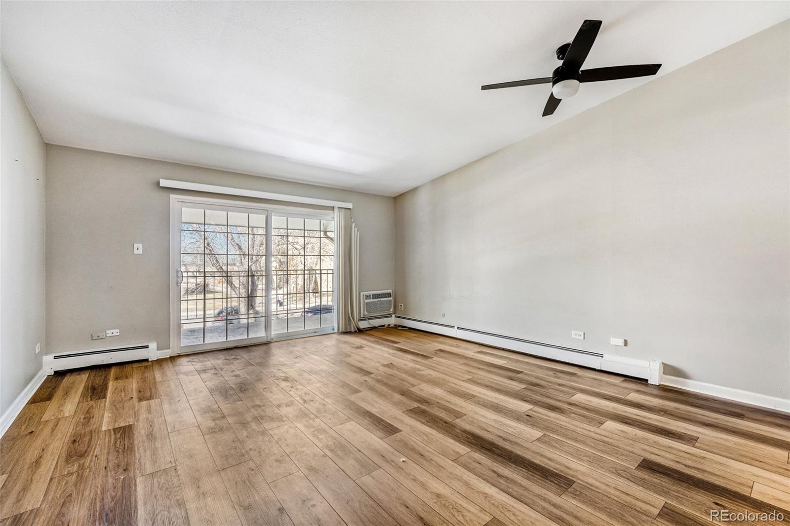 MLS Image #4 for 600 s clinton  5b,denver, Colorado