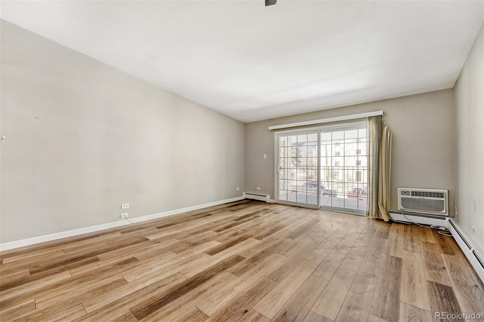 MLS Image #5 for 600 s clinton  5b,denver, Colorado