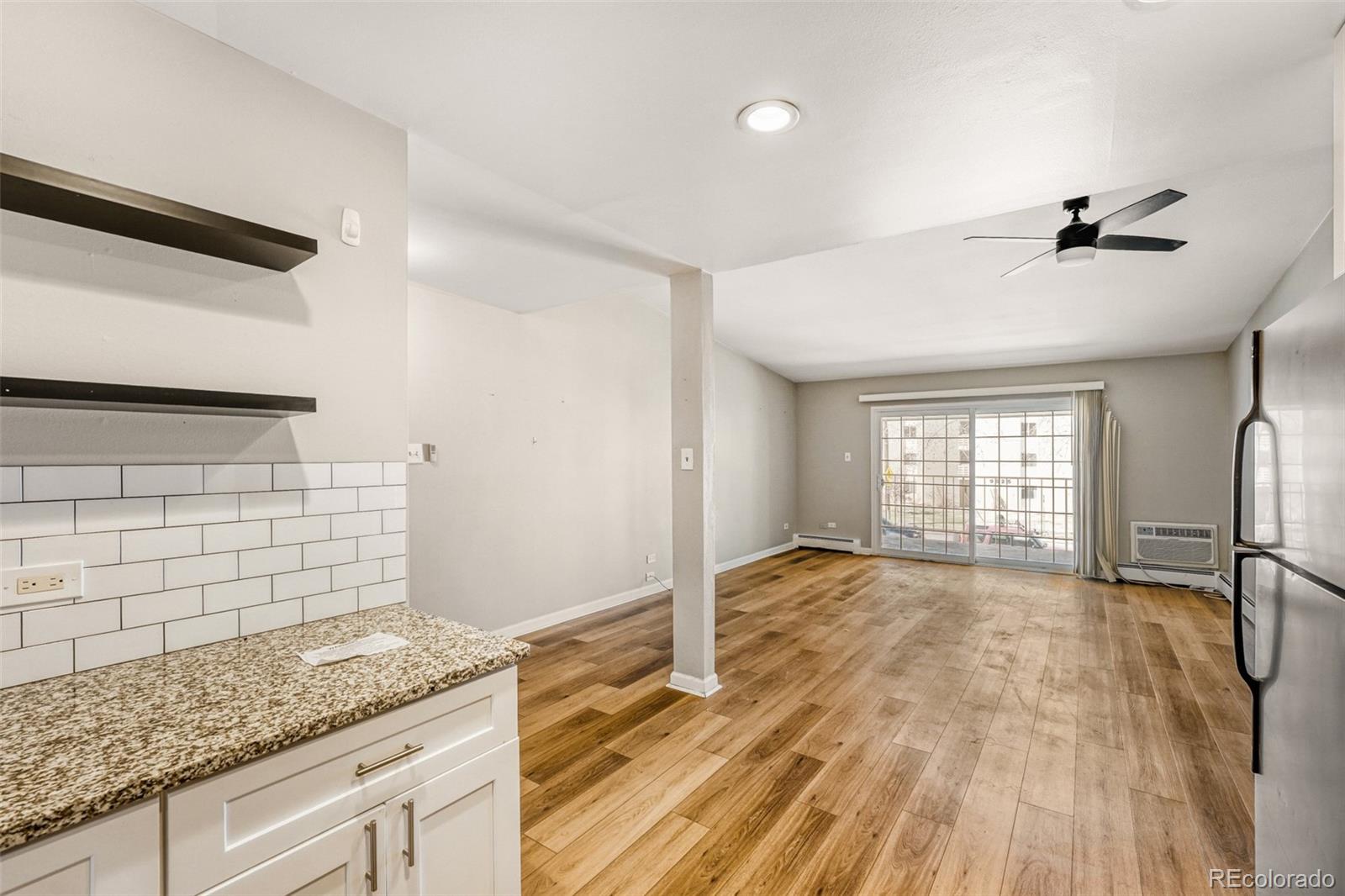 MLS Image #6 for 600 s clinton  5b,denver, Colorado