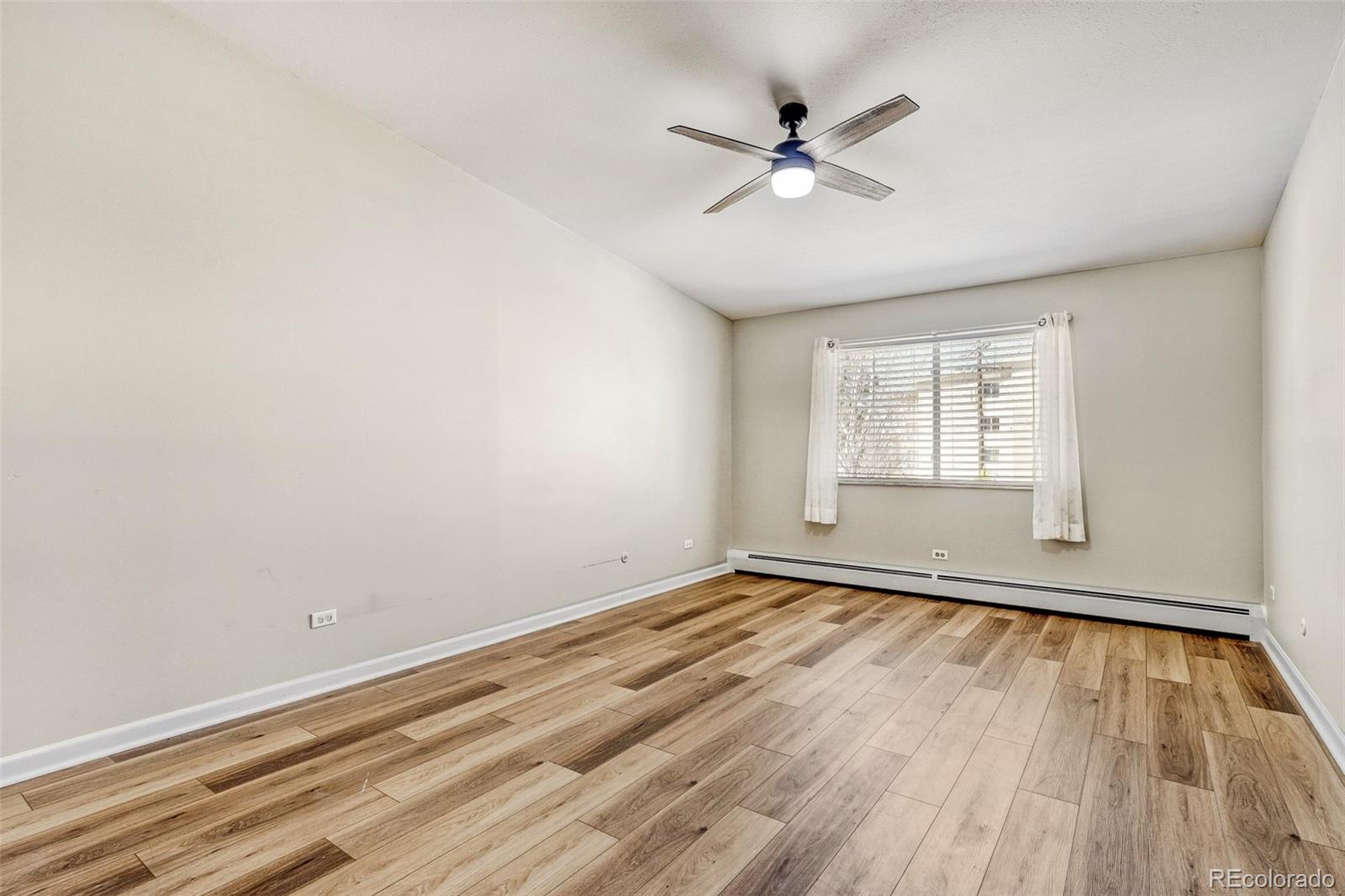 MLS Image #7 for 600 s clinton  5b,denver, Colorado