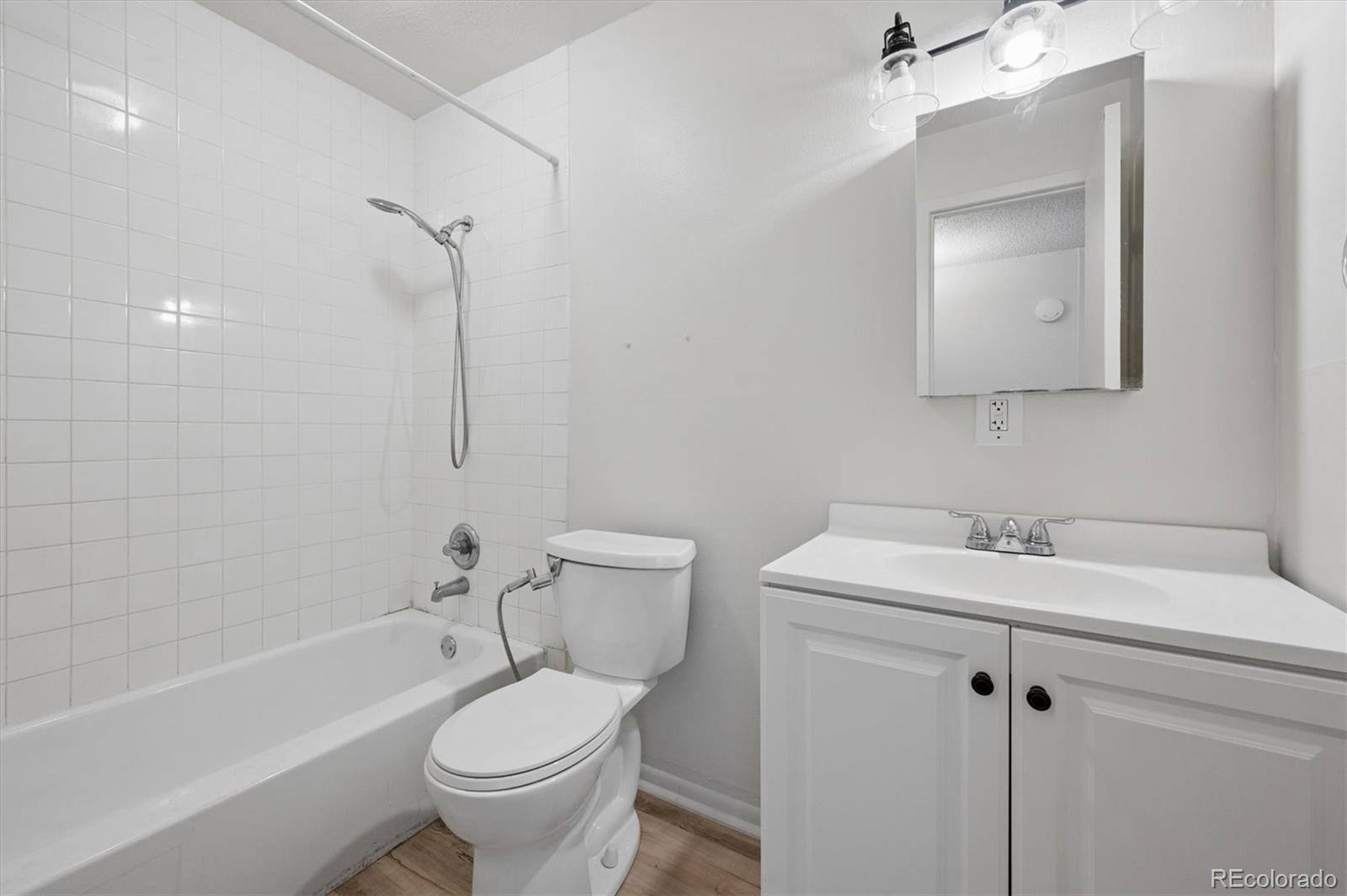 MLS Image #15 for 5300 e cherry creek south drive 612,denver, Colorado