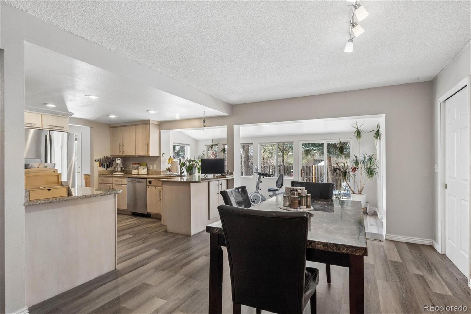 MLS Image #11 for 2711 s oakland circle,aurora, Colorado