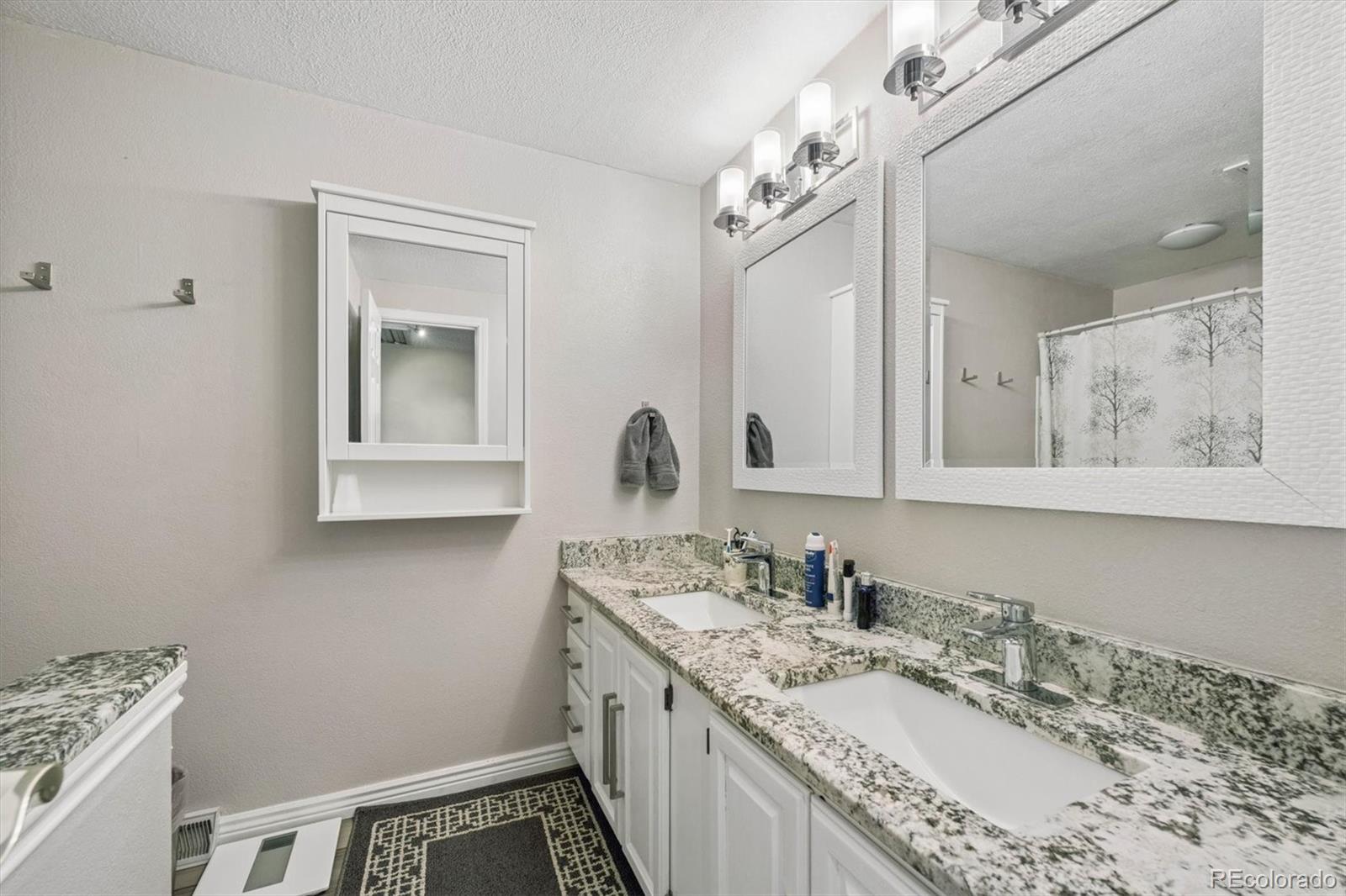 MLS Image #18 for 2711 s oakland circle,aurora, Colorado