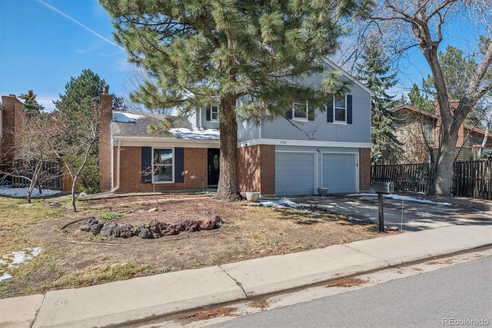 MLS Image #2 for 2711 s oakland circle,aurora, Colorado