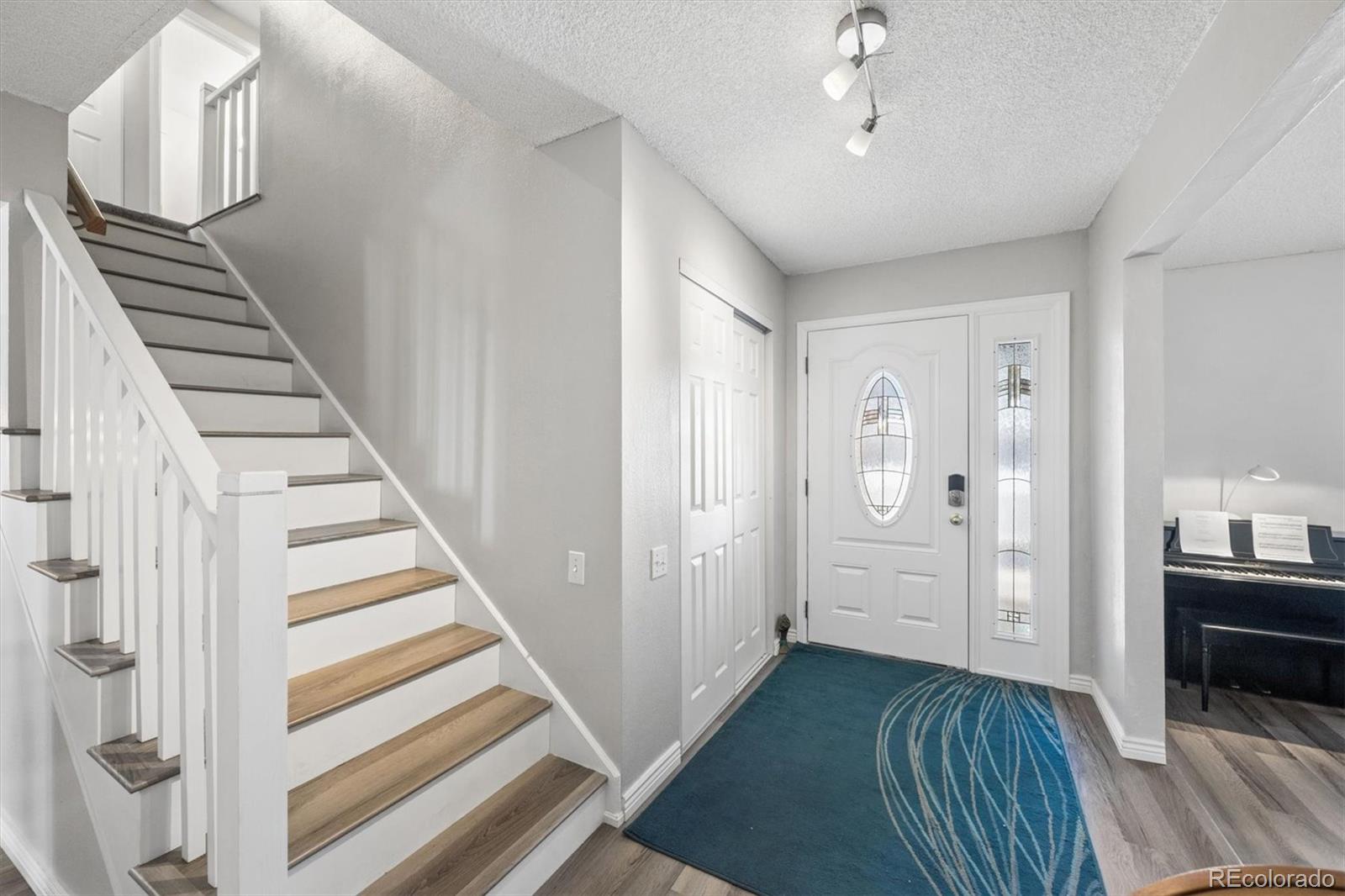 MLS Image #3 for 2711 s oakland circle,aurora, Colorado