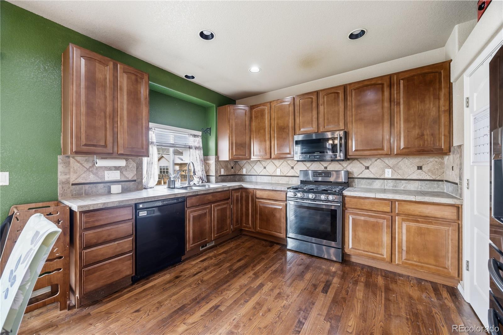 MLS Image #9 for    ,, Colorado
