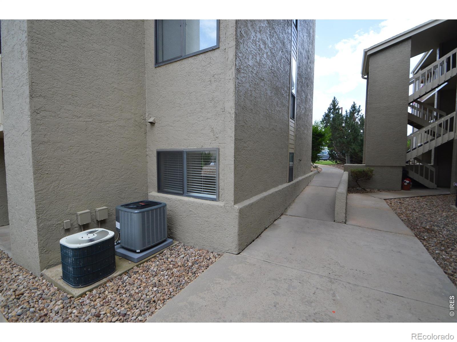 MLS Image #30 for 30 s boulder circle,boulder, Colorado
