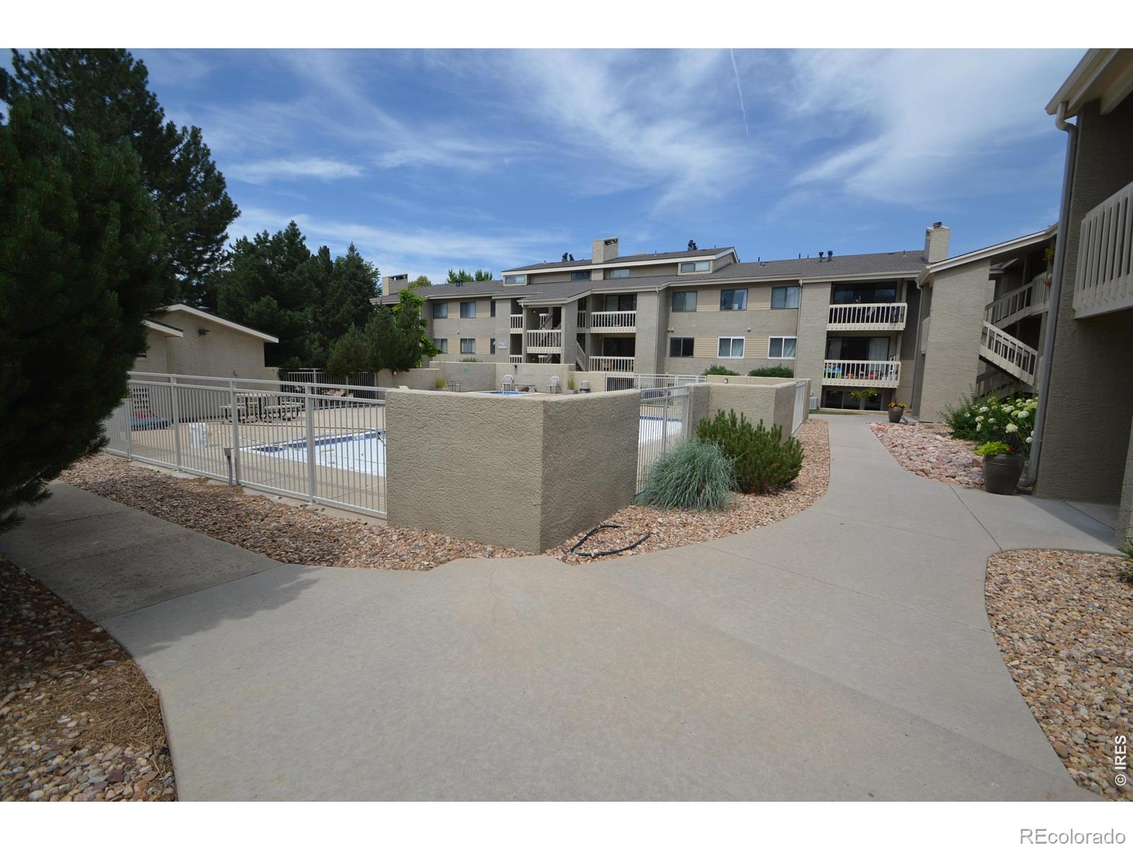 MLS Image #34 for 30 s boulder circle,boulder, Colorado
