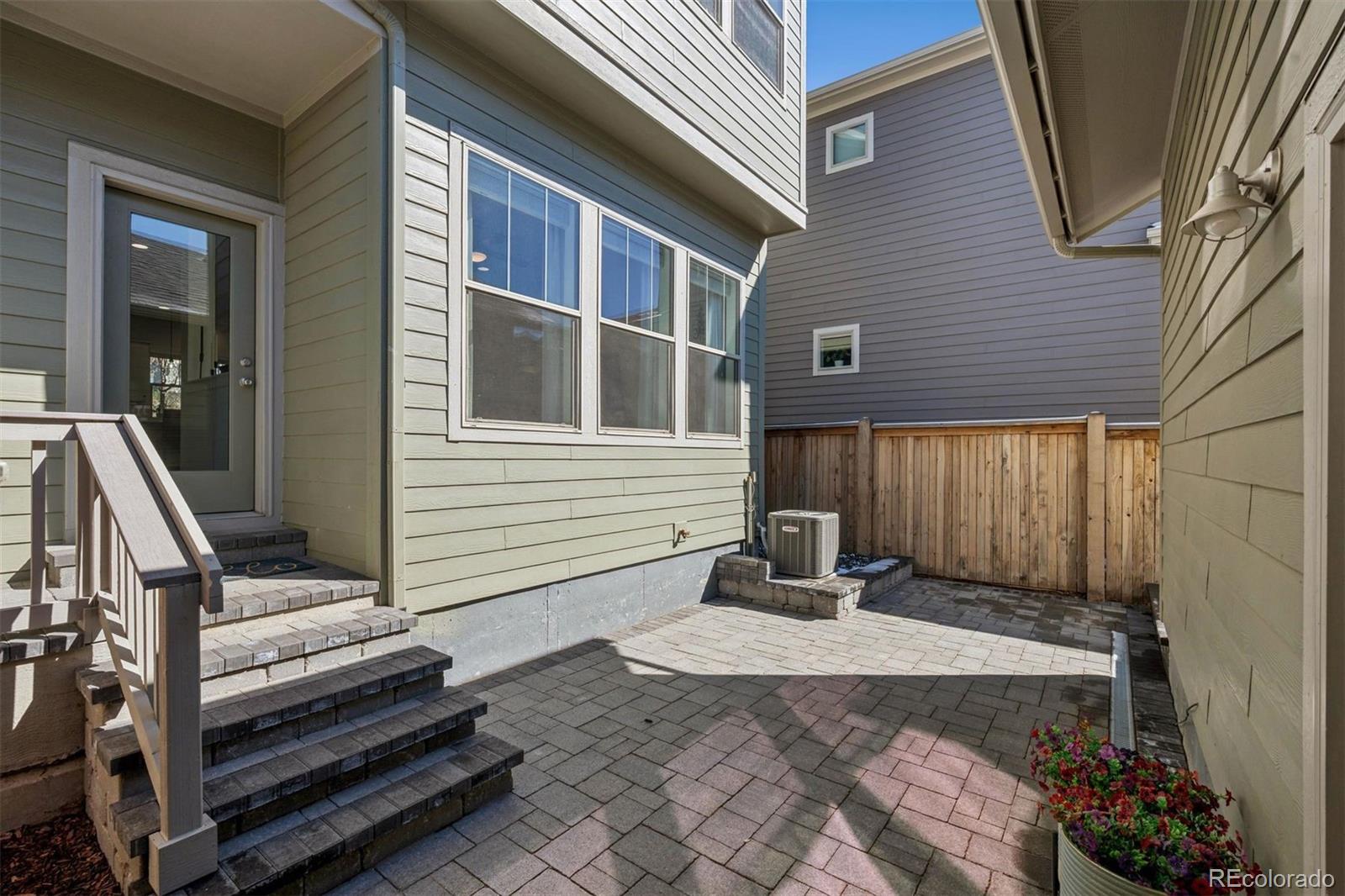 MLS Image #29 for 5769  boston street,denver, Colorado