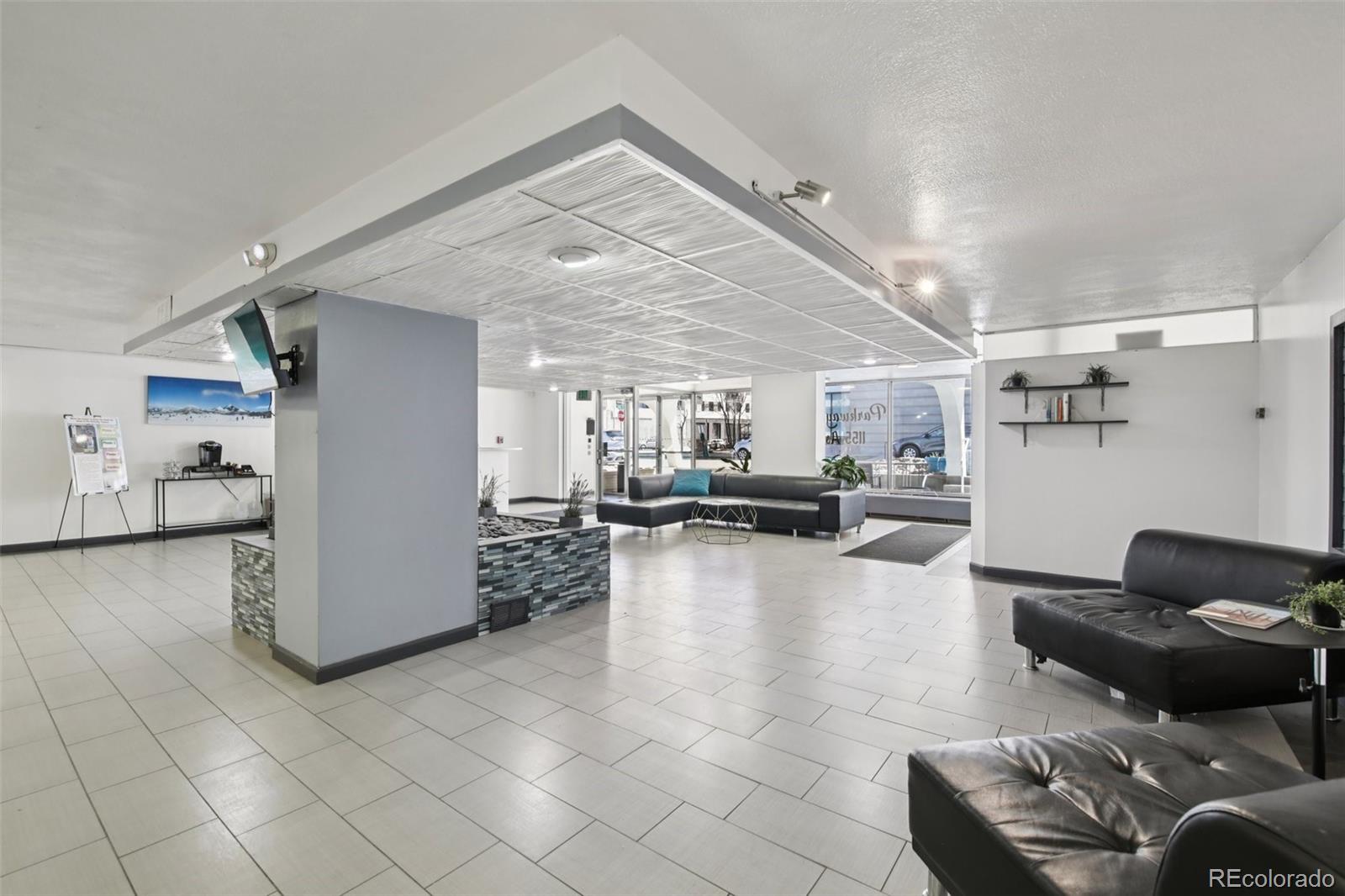 MLS Image #18 for 1155 n ash street,denver, Colorado