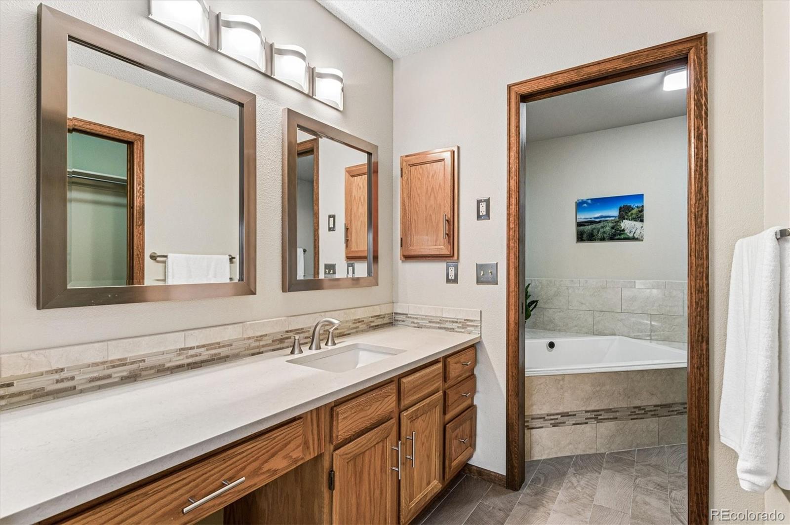 MLS Image #12 for 16065  double eagle drive,morrison, Colorado