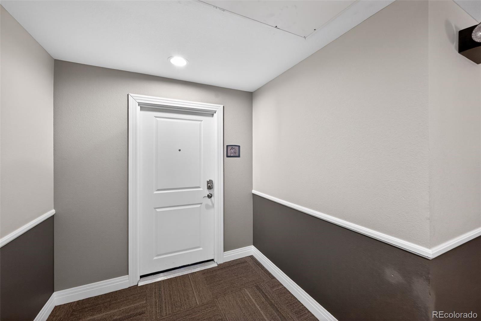 MLS Image #5 for 9079 e panorama circle,englewood, Colorado