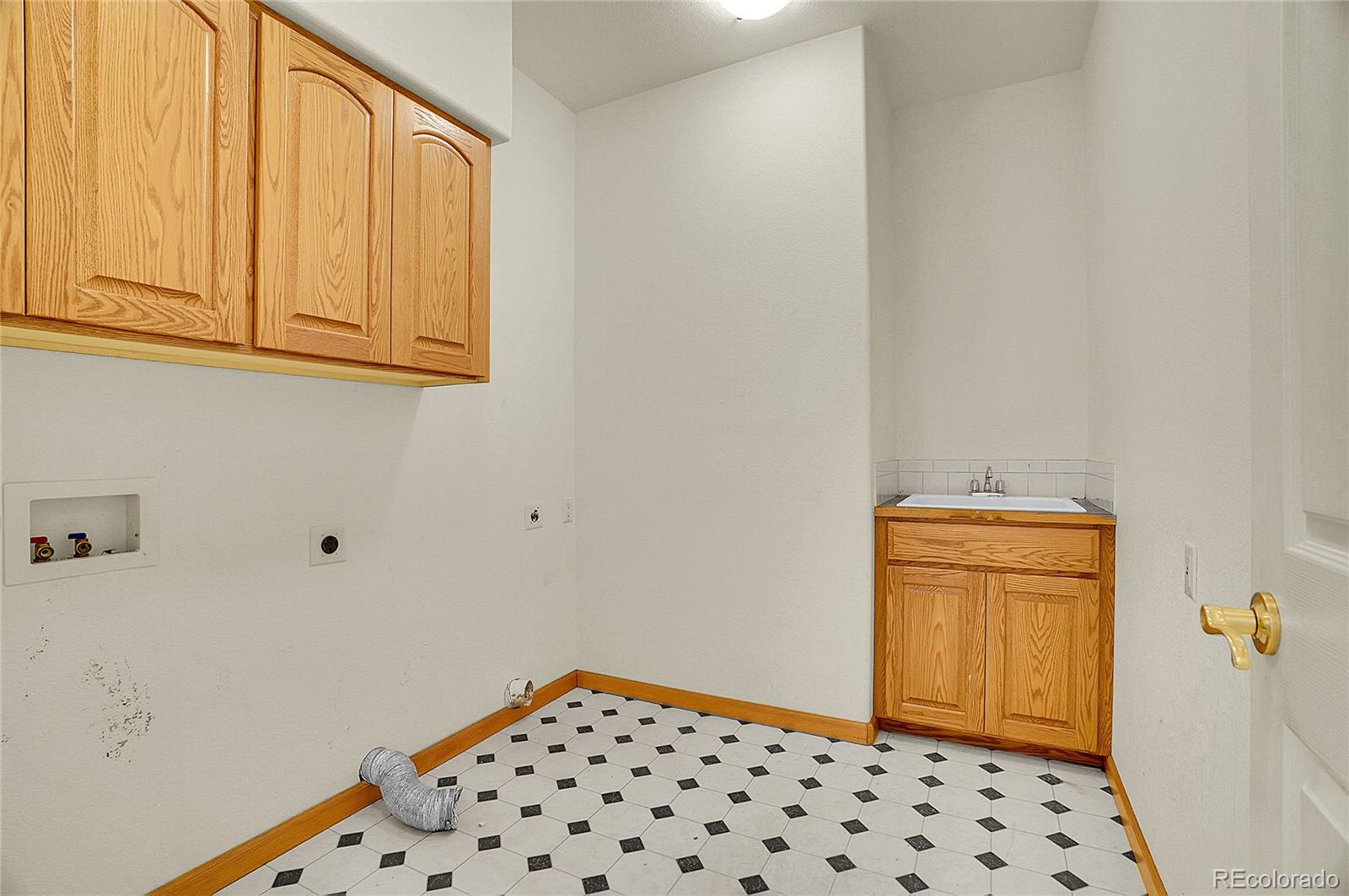 MLS Image #17 for 2204  breckenridge drive,berthoud, Colorado
