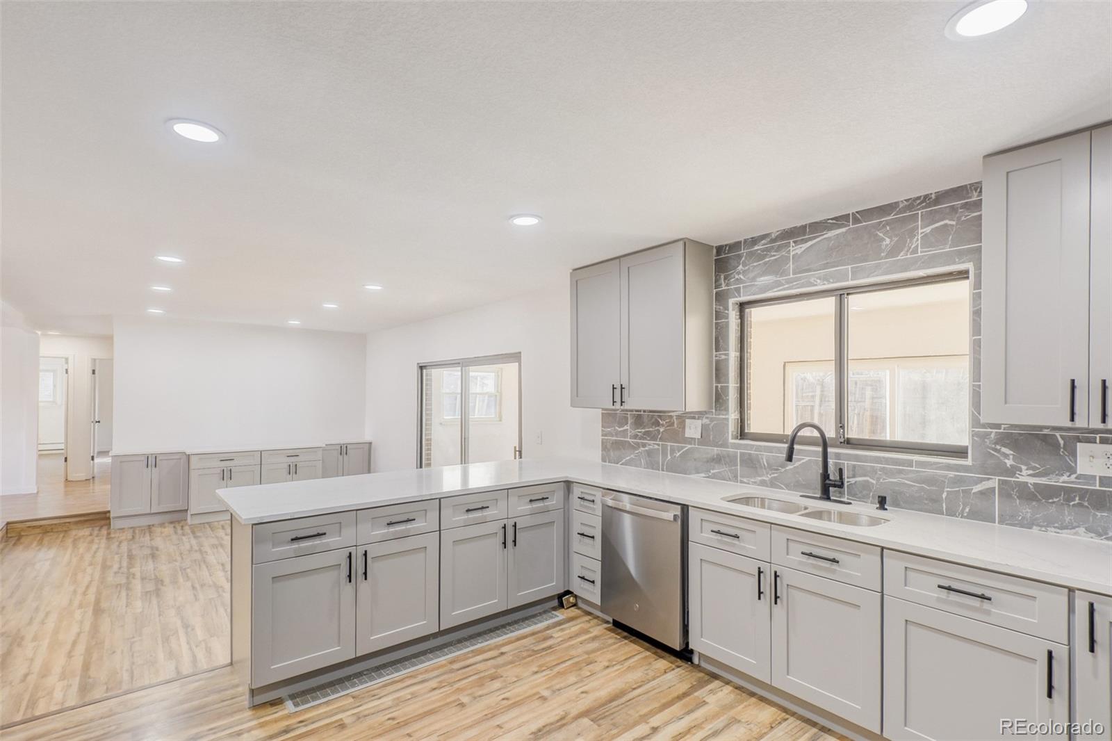 MLS Image #8 for 12436 e cedar circle,aurora, Colorado
