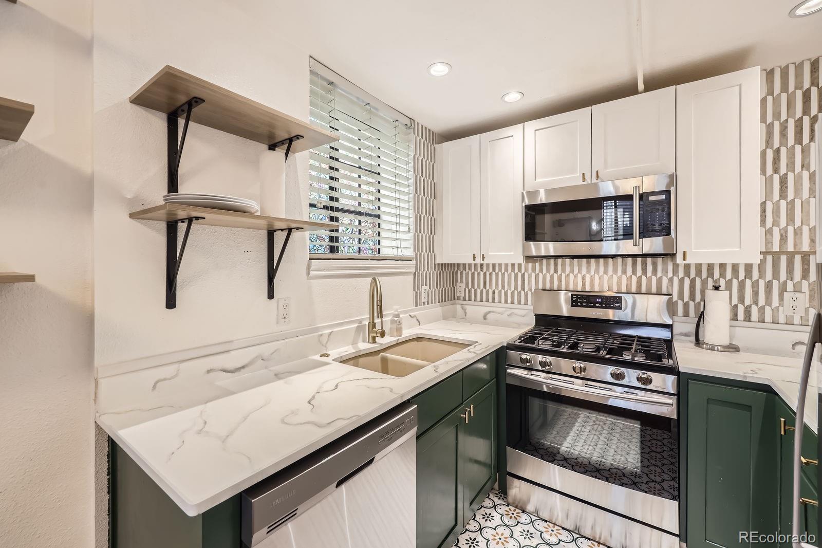 MLS Image #8 for 2233  kearney street,denver, Colorado