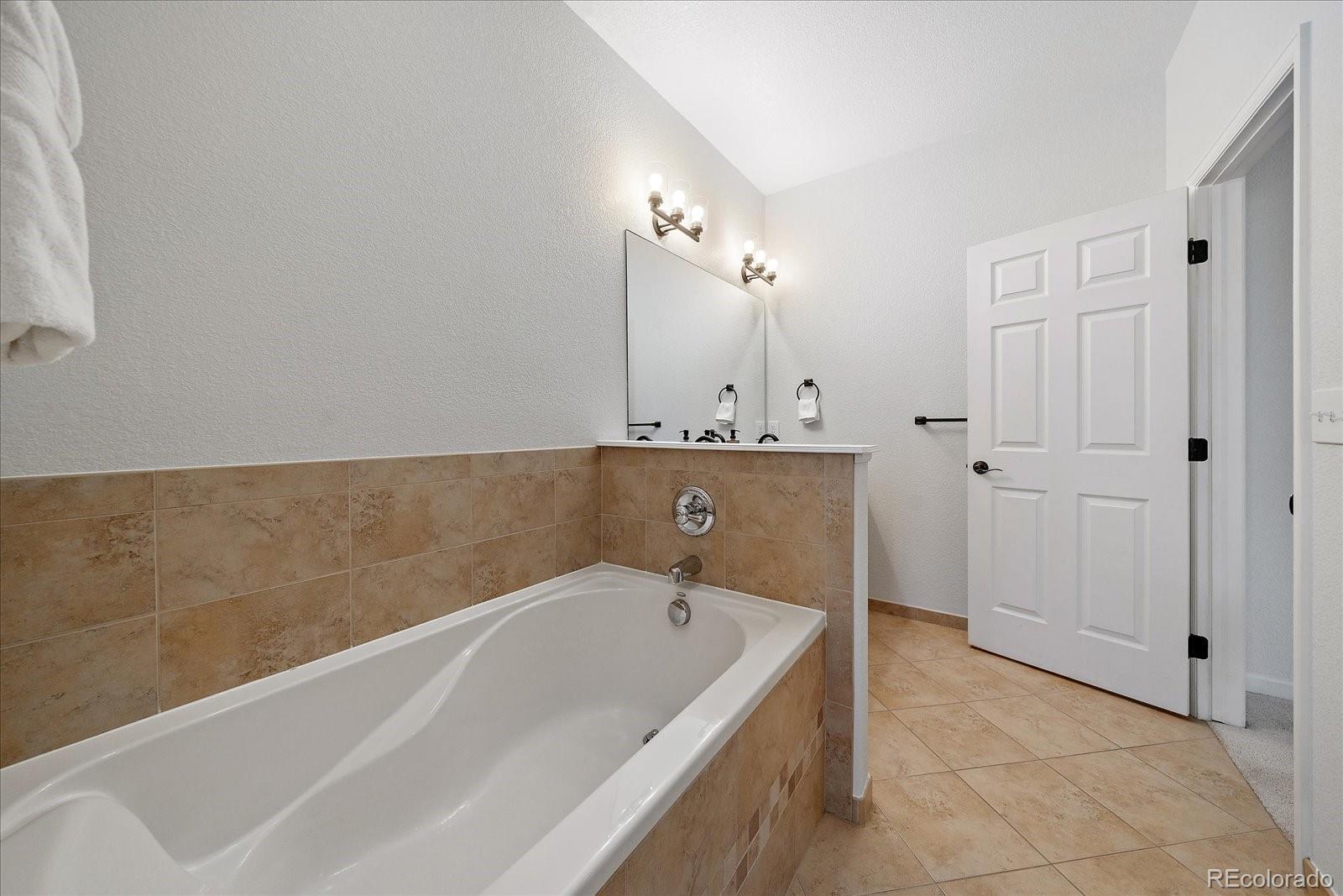 MLS Image #15 for 6737 w yale avenue,lakewood, Colorado
