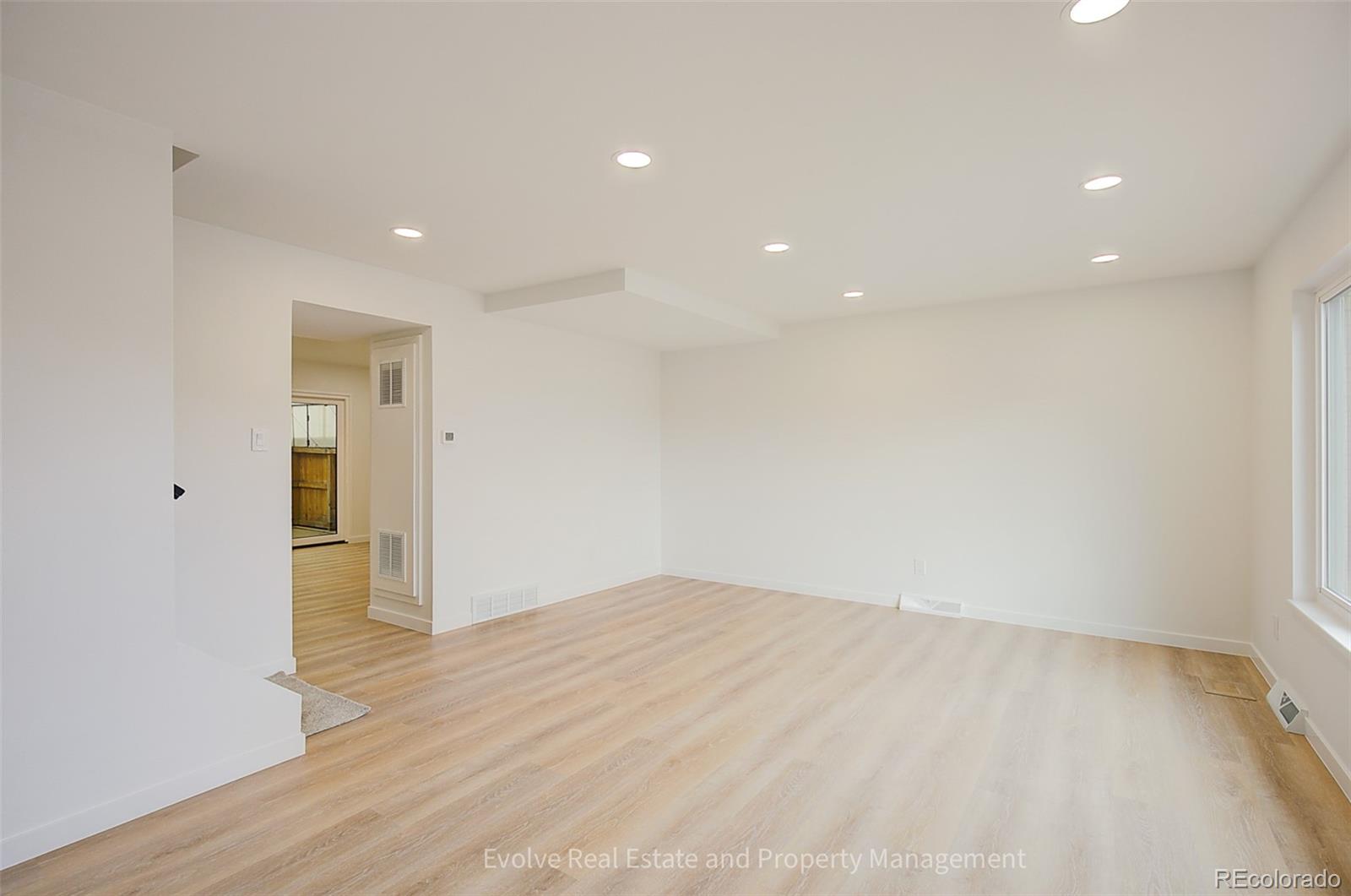 MLS Image #15 for 9014 e mansfield avenue,denver, Colorado
