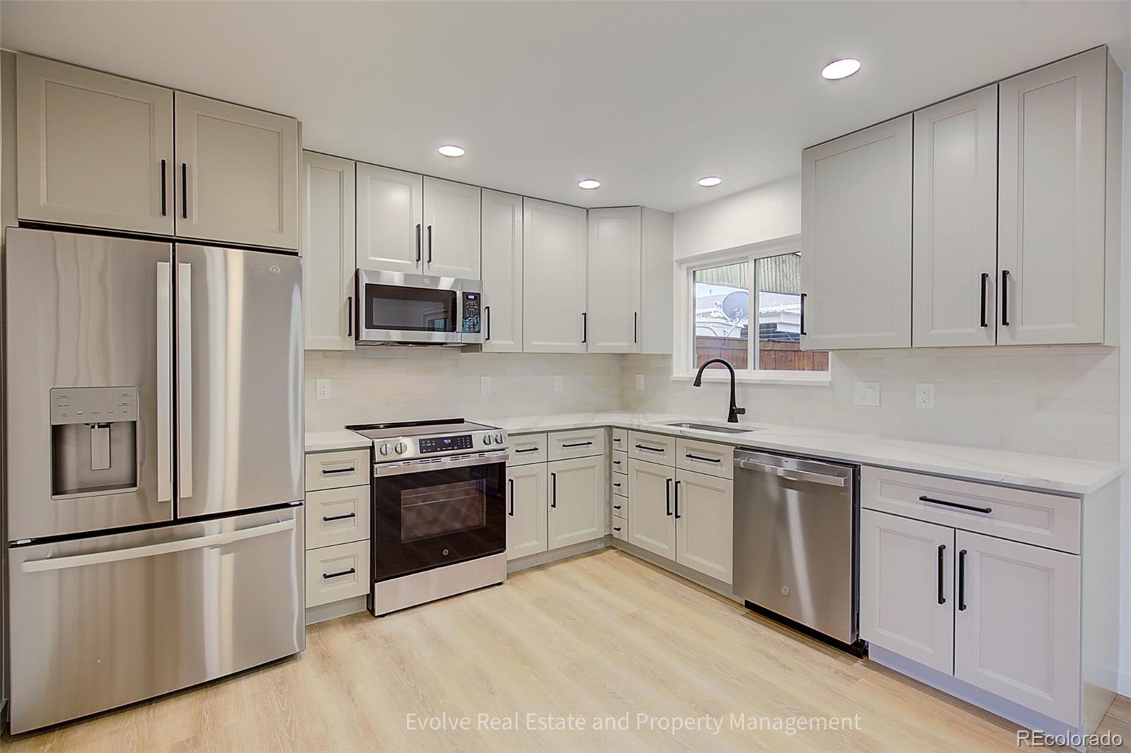 MLS Image #7 for 9014 e mansfield avenue,denver, Colorado