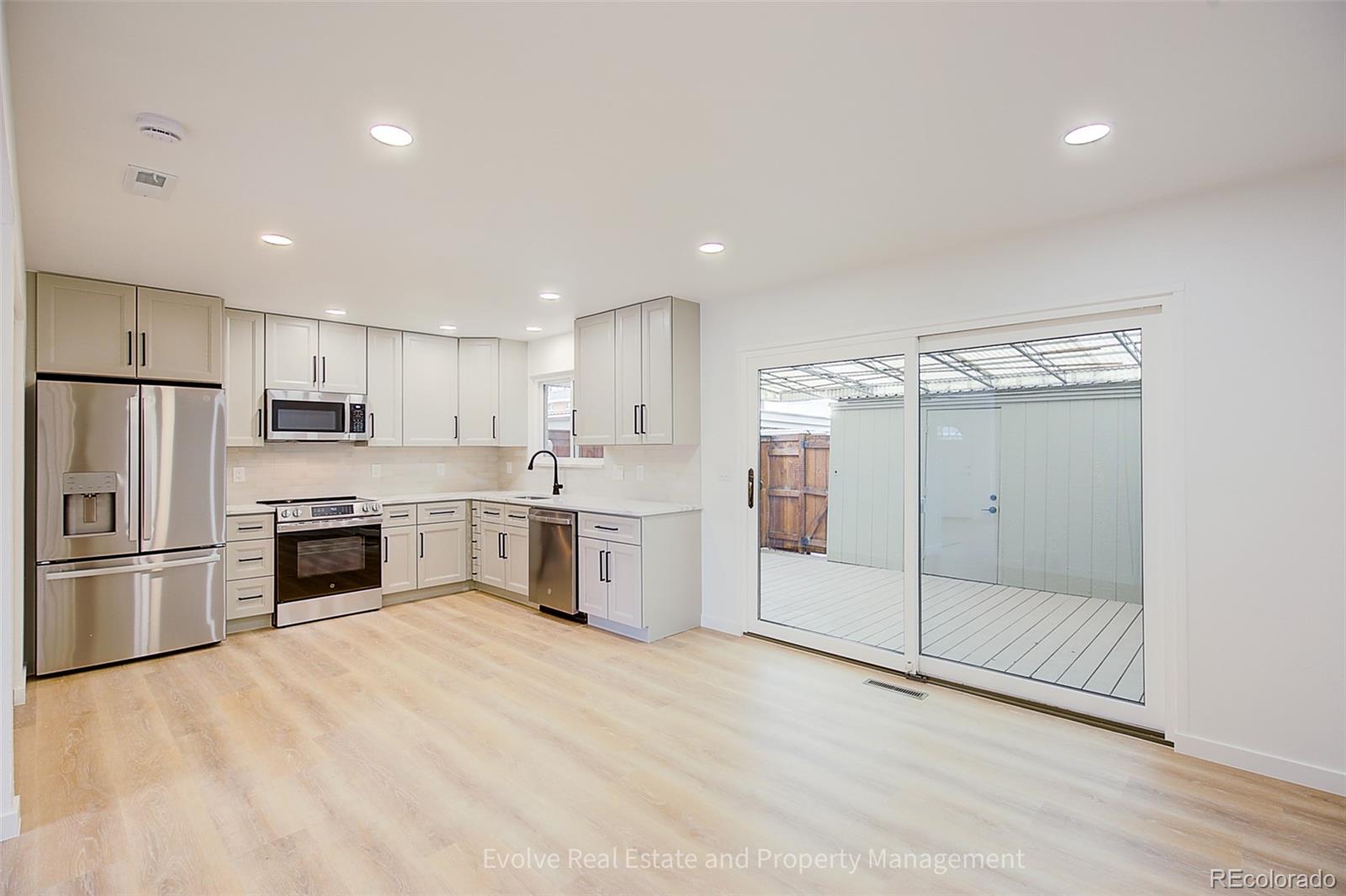 MLS Image #8 for 9014 e mansfield avenue,denver, Colorado