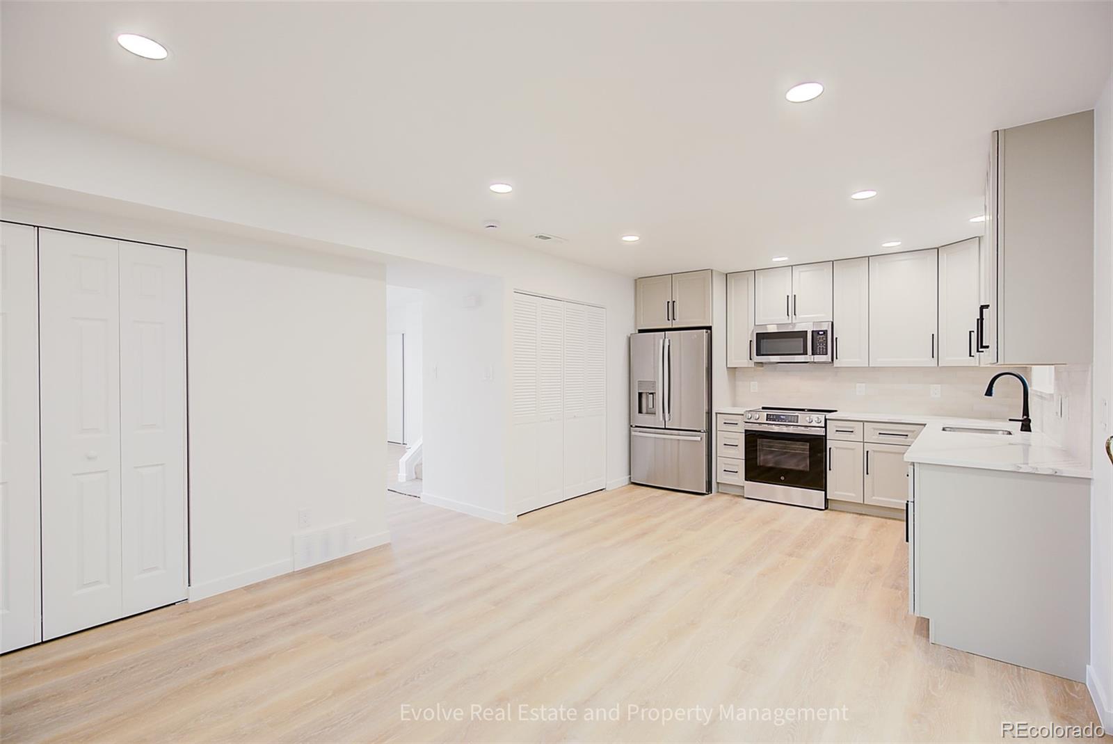 MLS Image #9 for 9014 e mansfield avenue,denver, Colorado