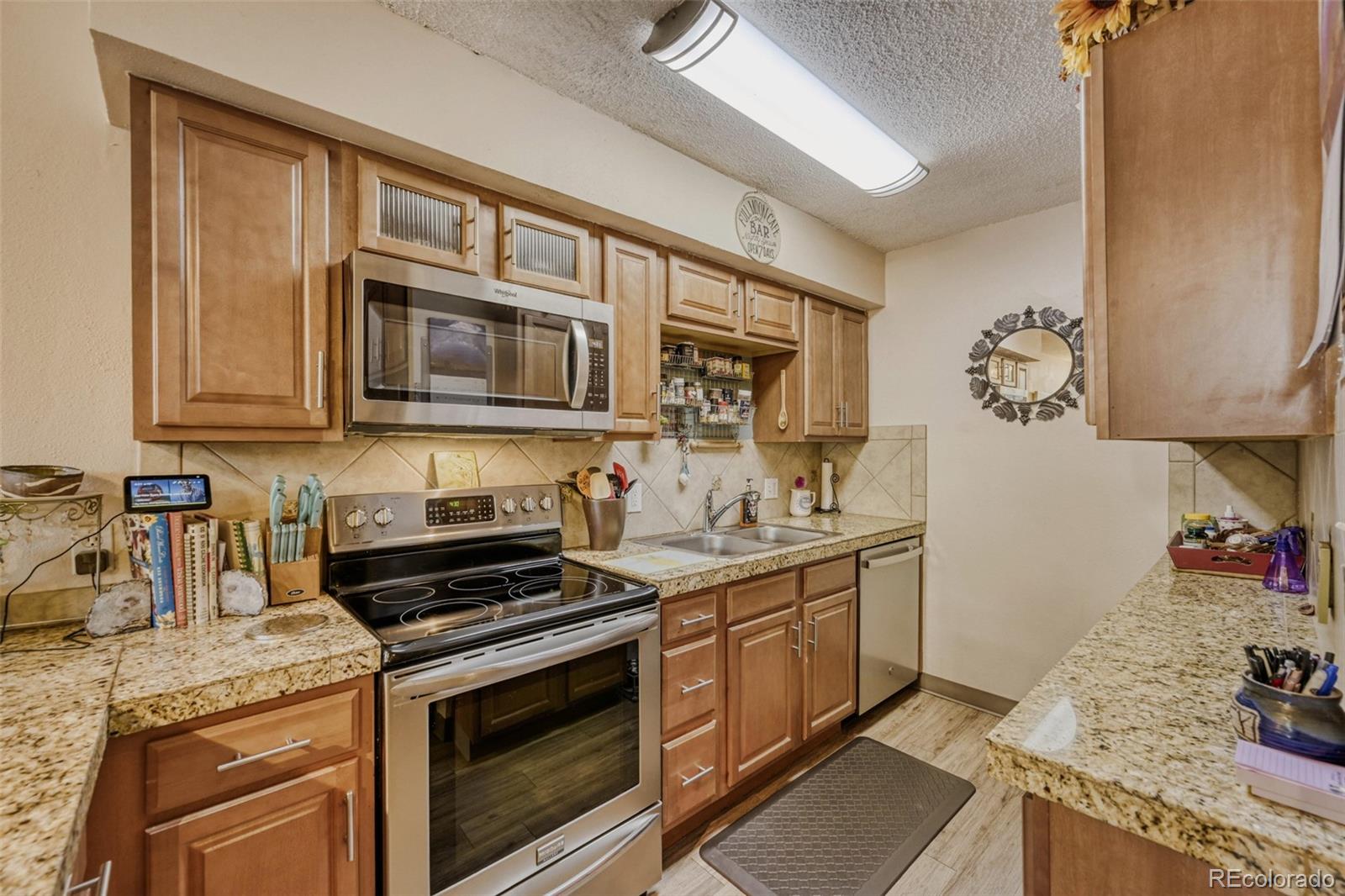 MLS Image #10 for 857 s van gordon court,lakewood, Colorado