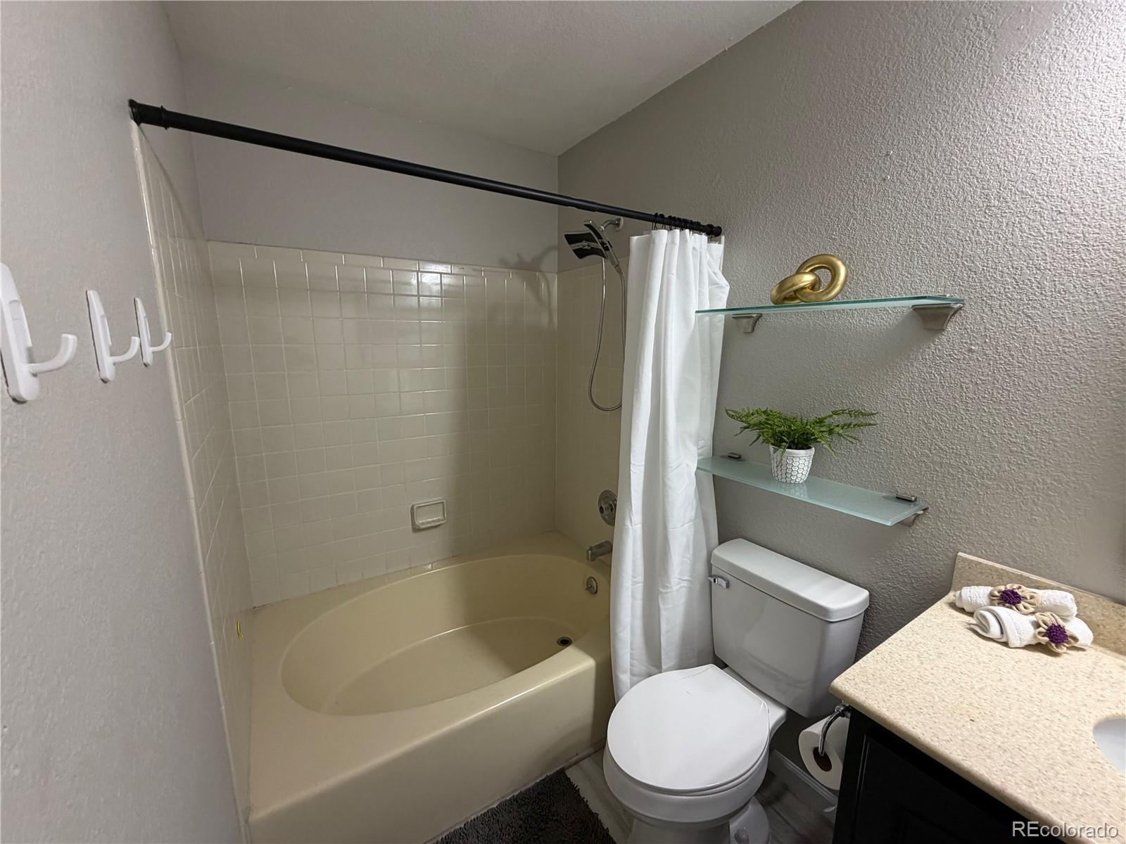 MLS Image #9 for 3667 s flanders ,aurora, Colorado