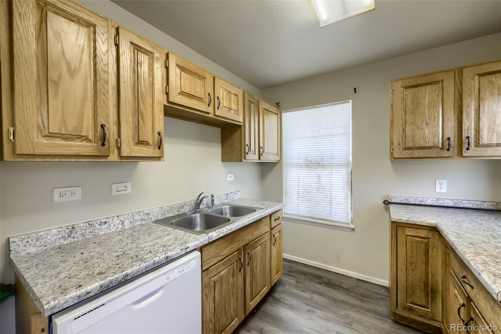 MLS Image #12 for 1852  eagle street,aurora, Colorado