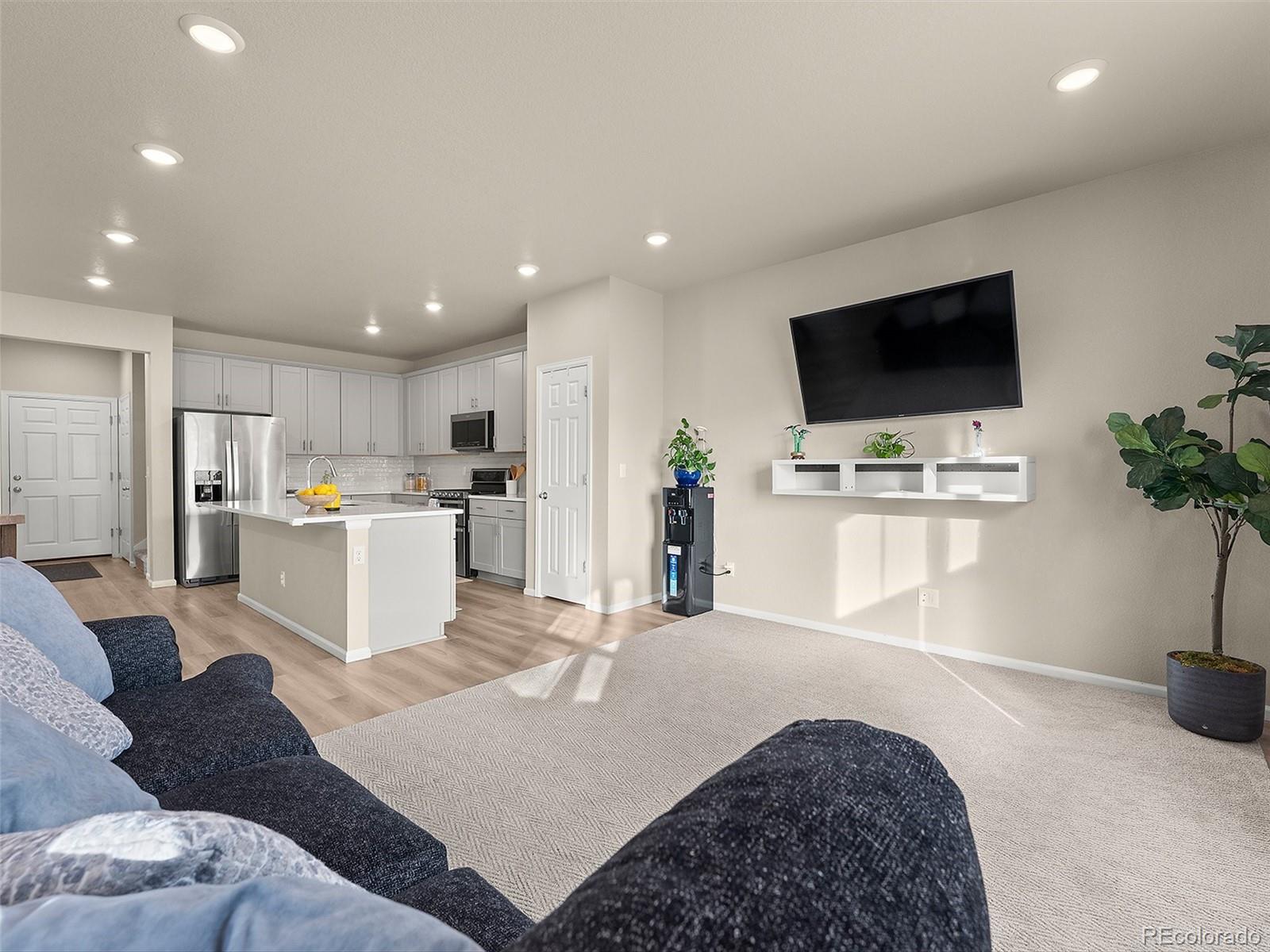 MLS Image #10 for 940  morning glory road,brighton, Colorado