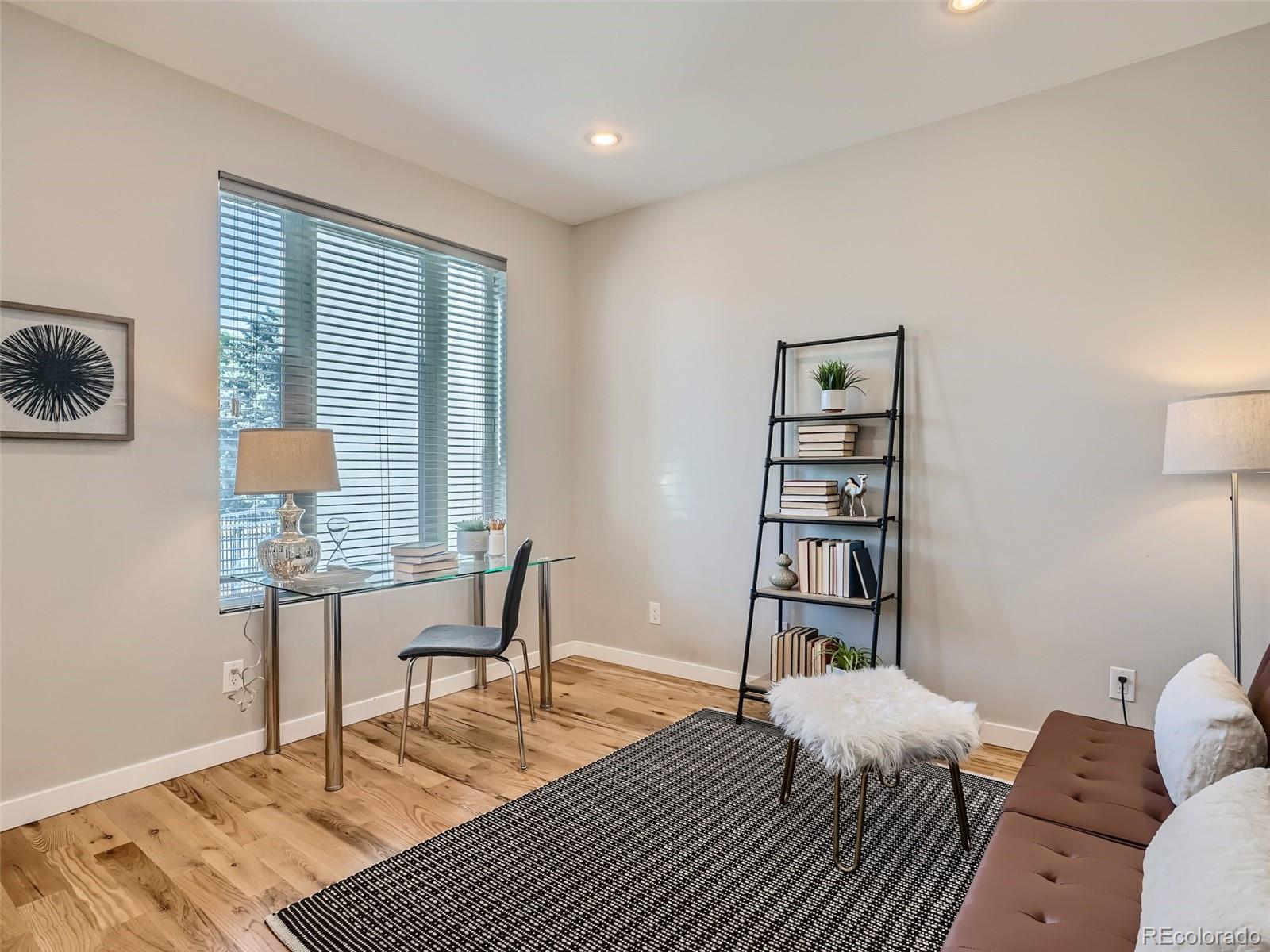 MLS Image #13 for 2930 s lincoln street,englewood, Colorado