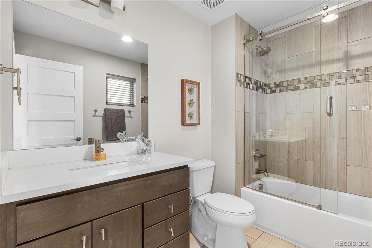 MLS Image #38 for 2930 s lincoln street,englewood, Colorado