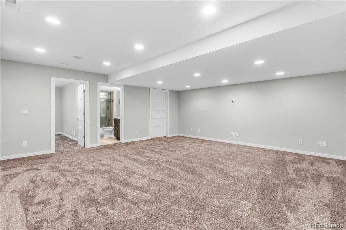 MLS Image #39 for 2930 s lincoln street,englewood, Colorado