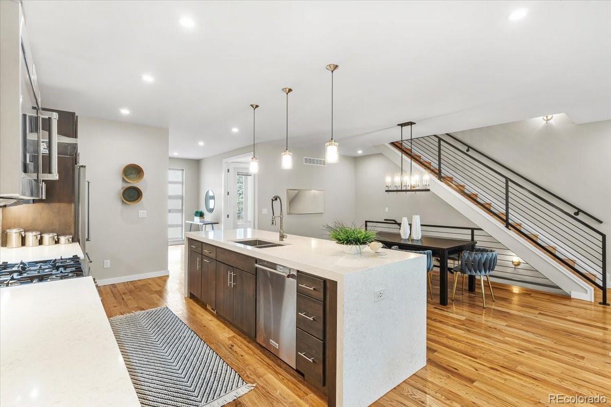 MLS Image #5 for 2930 s lincoln street,englewood, Colorado