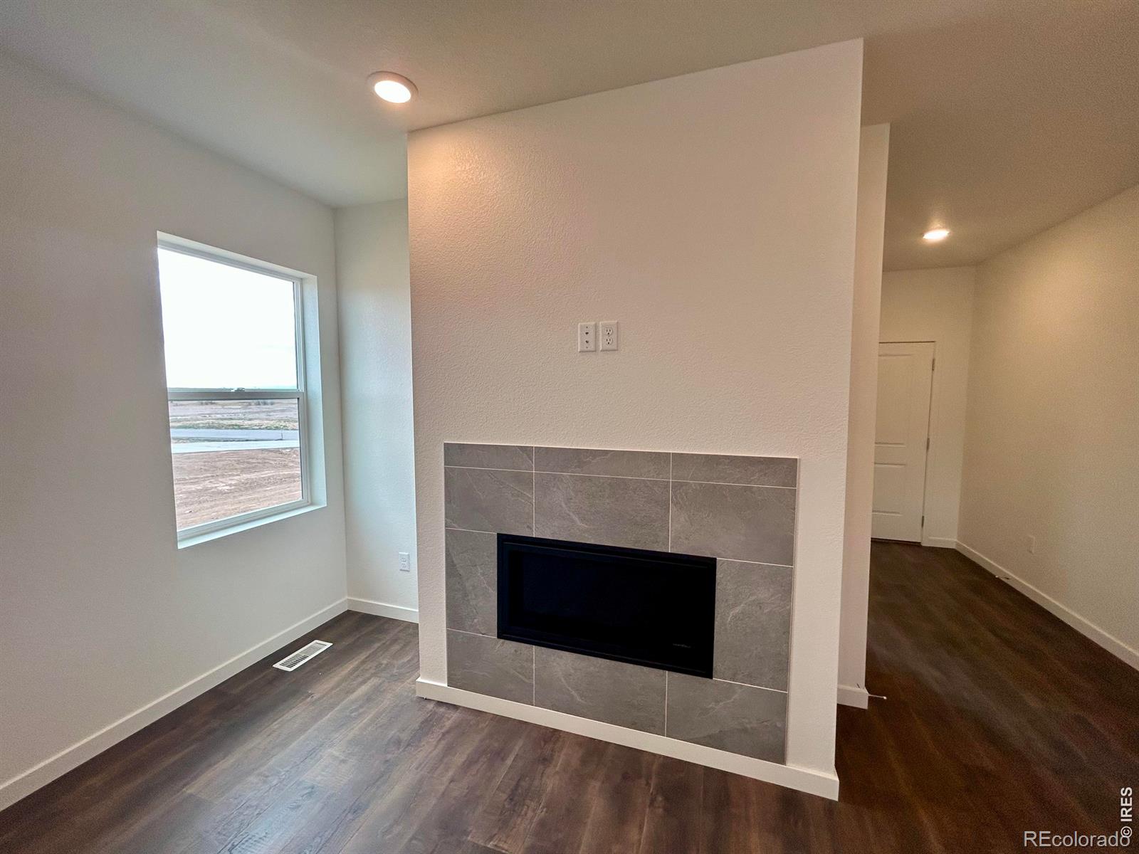 MLS Image #5 for 230  buckboard drive,hudson, Colorado