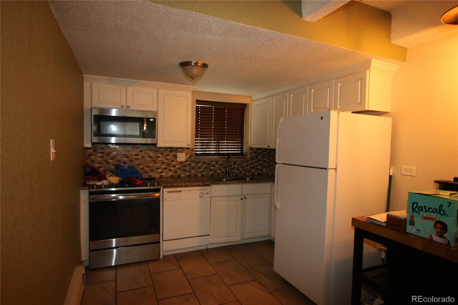 MLS Image #3 for 655 n pearl street,denver, Colorado