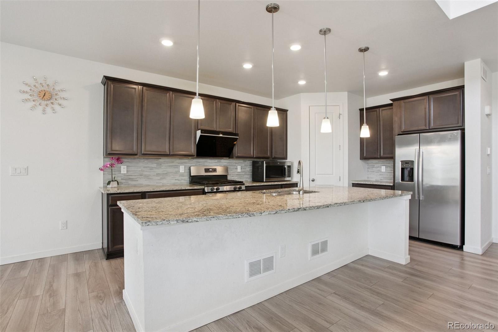 MLS Image #5 for 13433 e 108th avenue,commerce city, Colorado