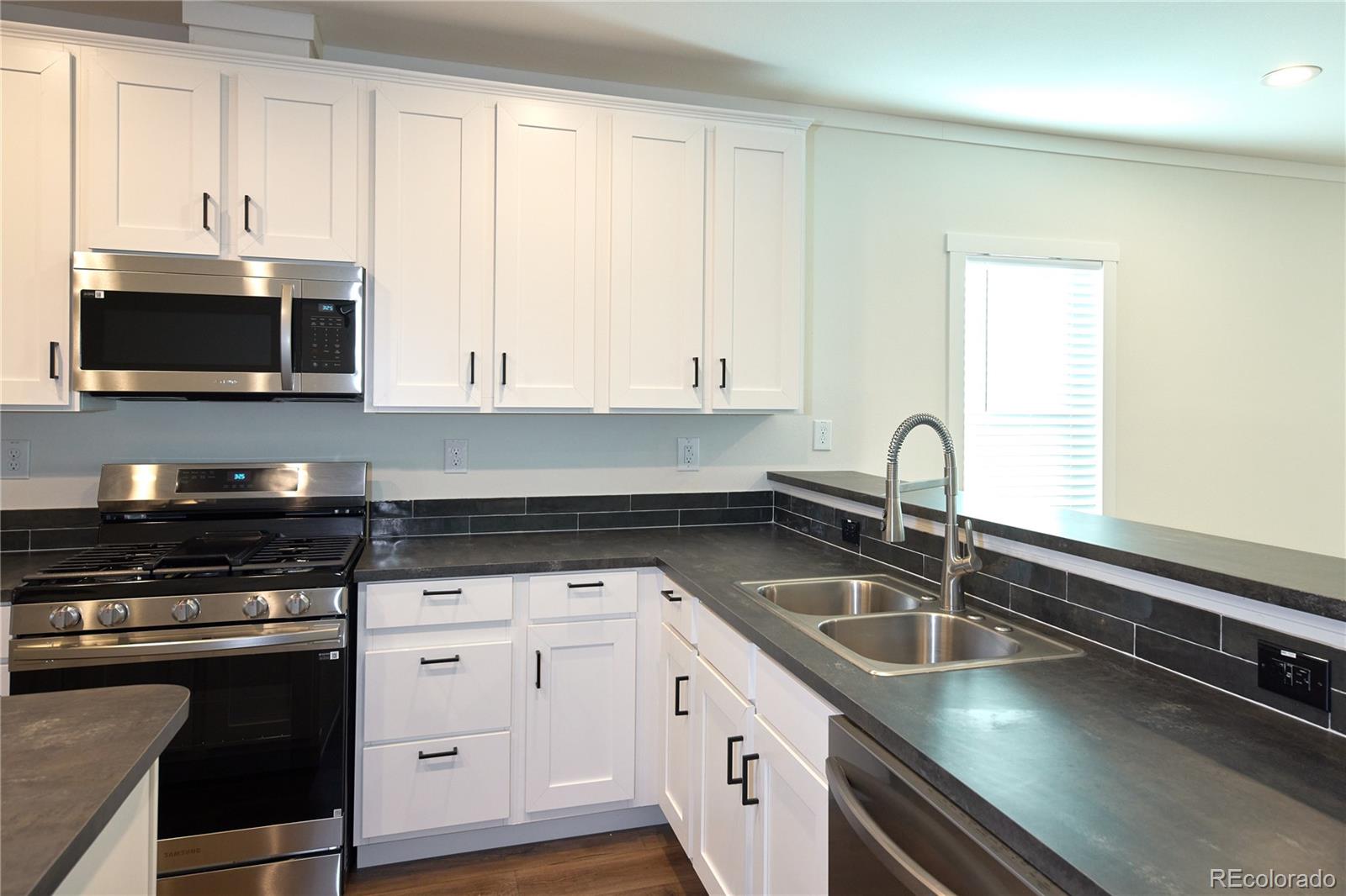 MLS Image #6 for 114  winnipeg street,lochbuie, Colorado