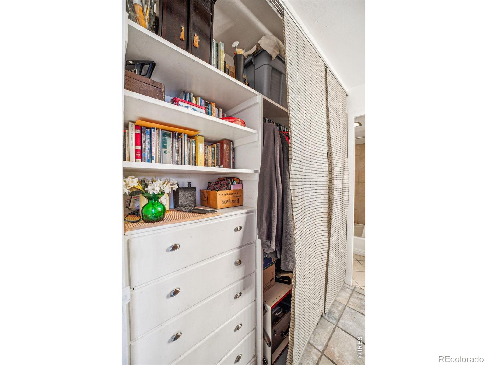 MLS Image #12 for 789 n clarkson street,denver, Colorado