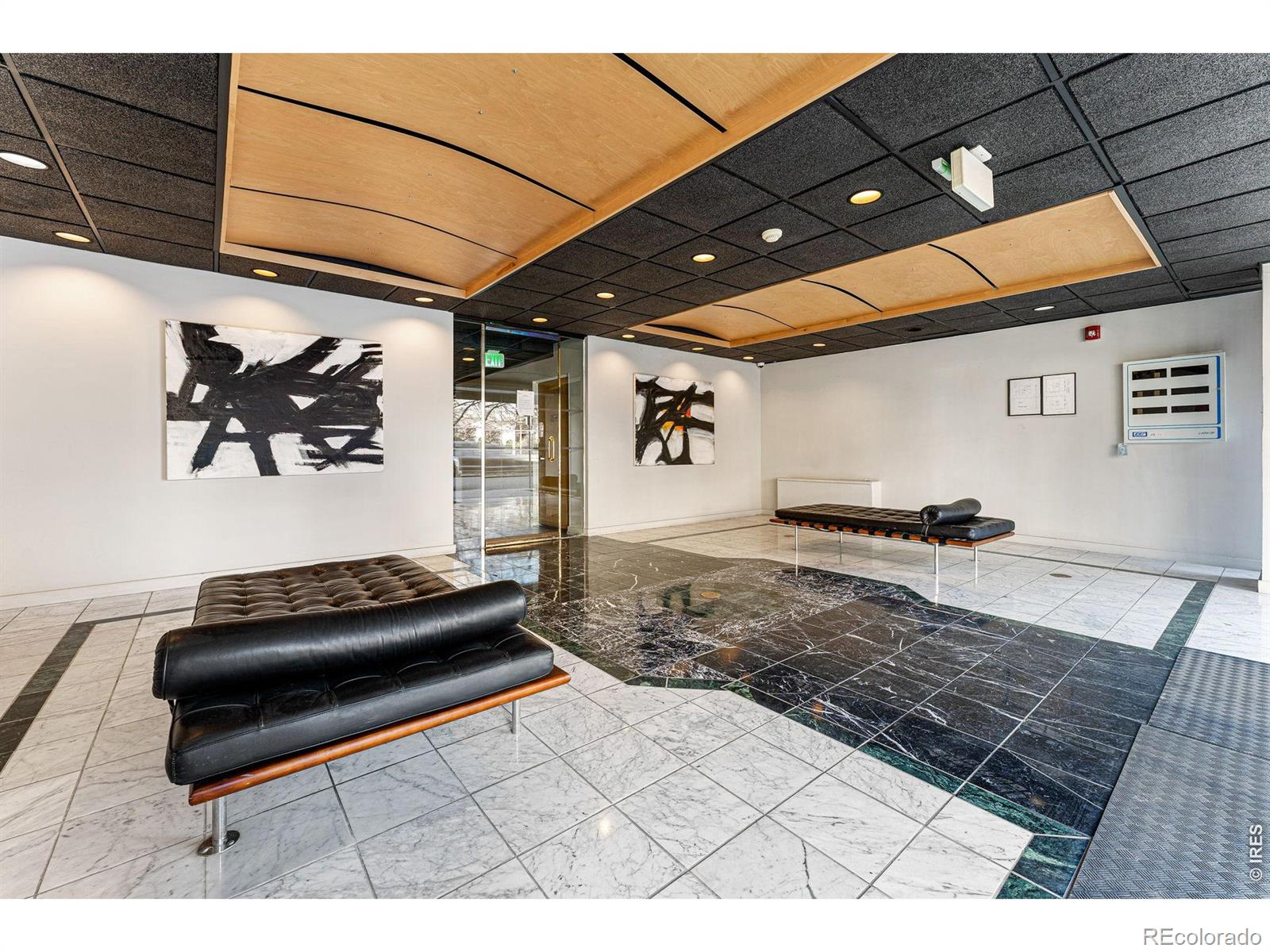 MLS Image #15 for 789 n clarkson street,denver, Colorado