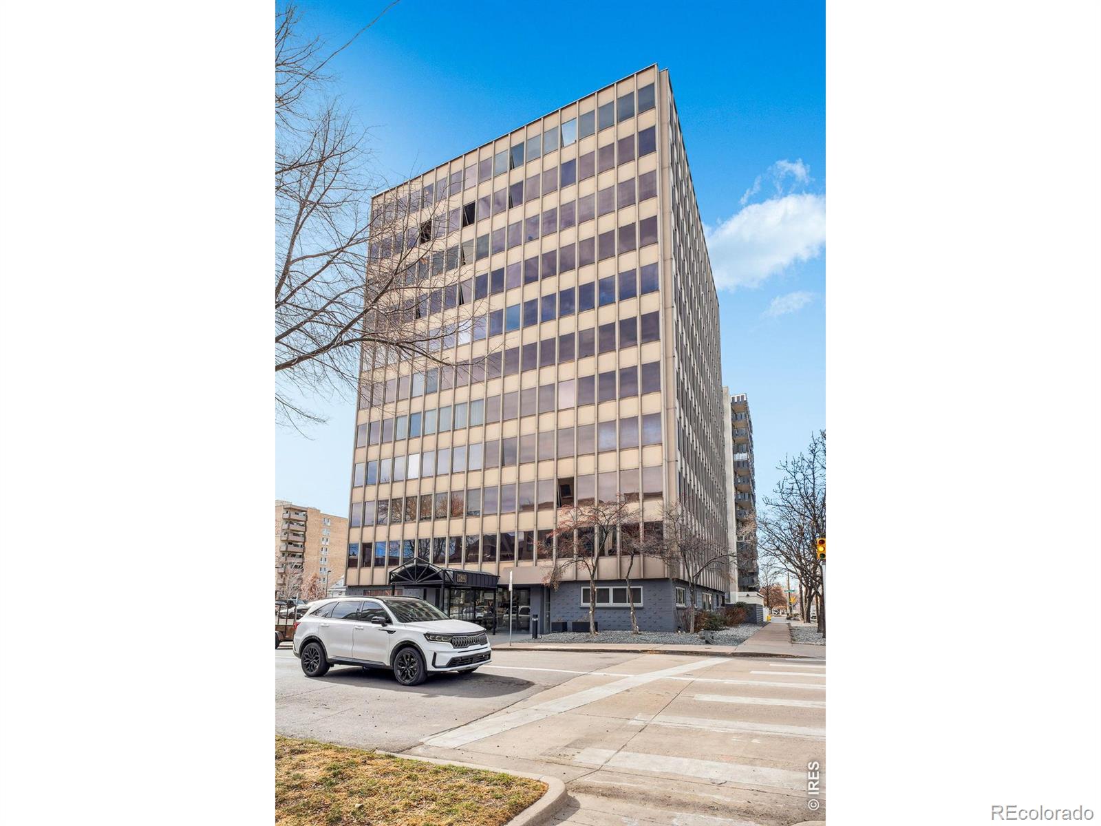 MLS Image #19 for 789 n clarkson street,denver, Colorado