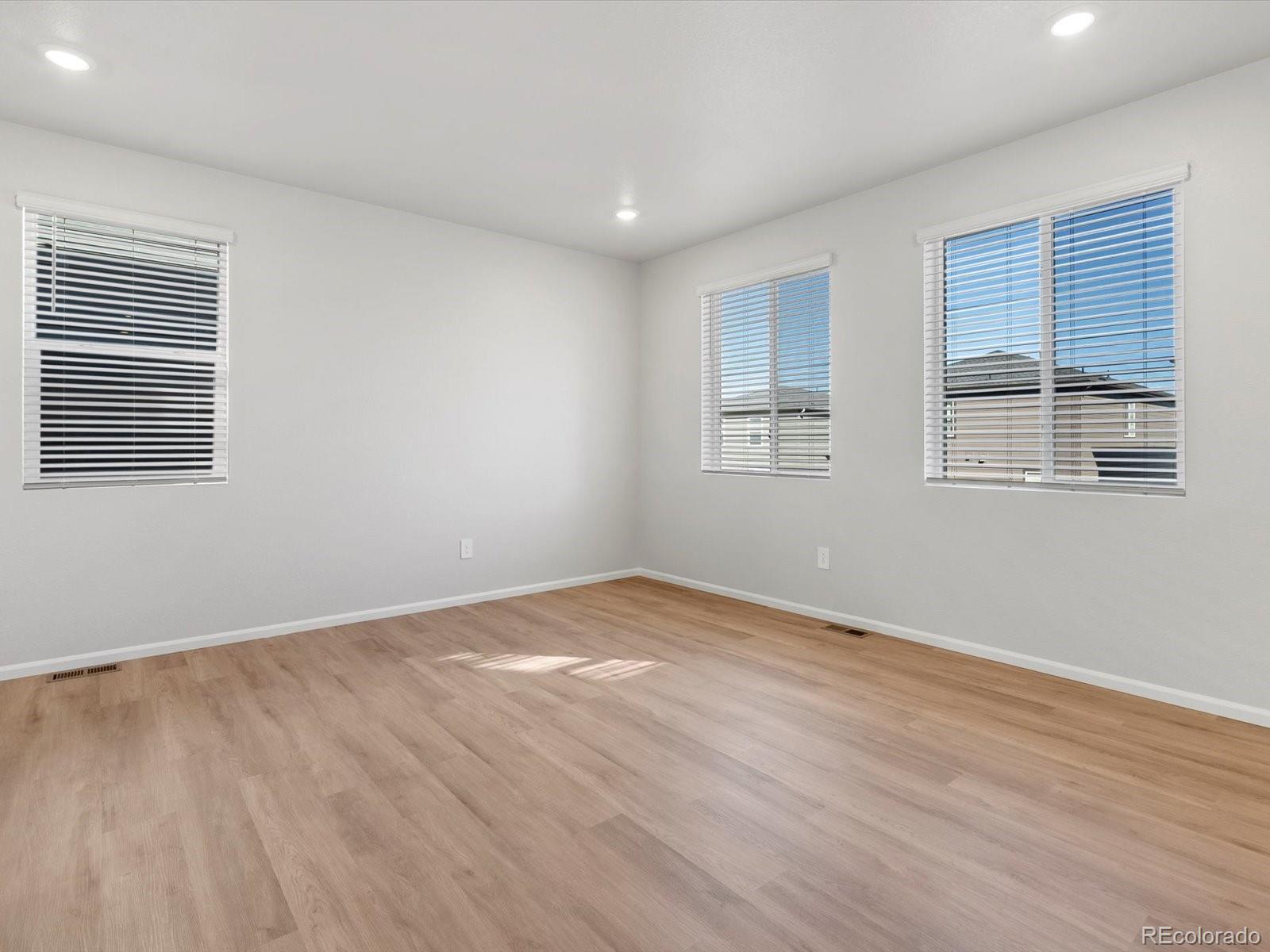 MLS Image #4 for 550  98th avenue,greeley, Colorado