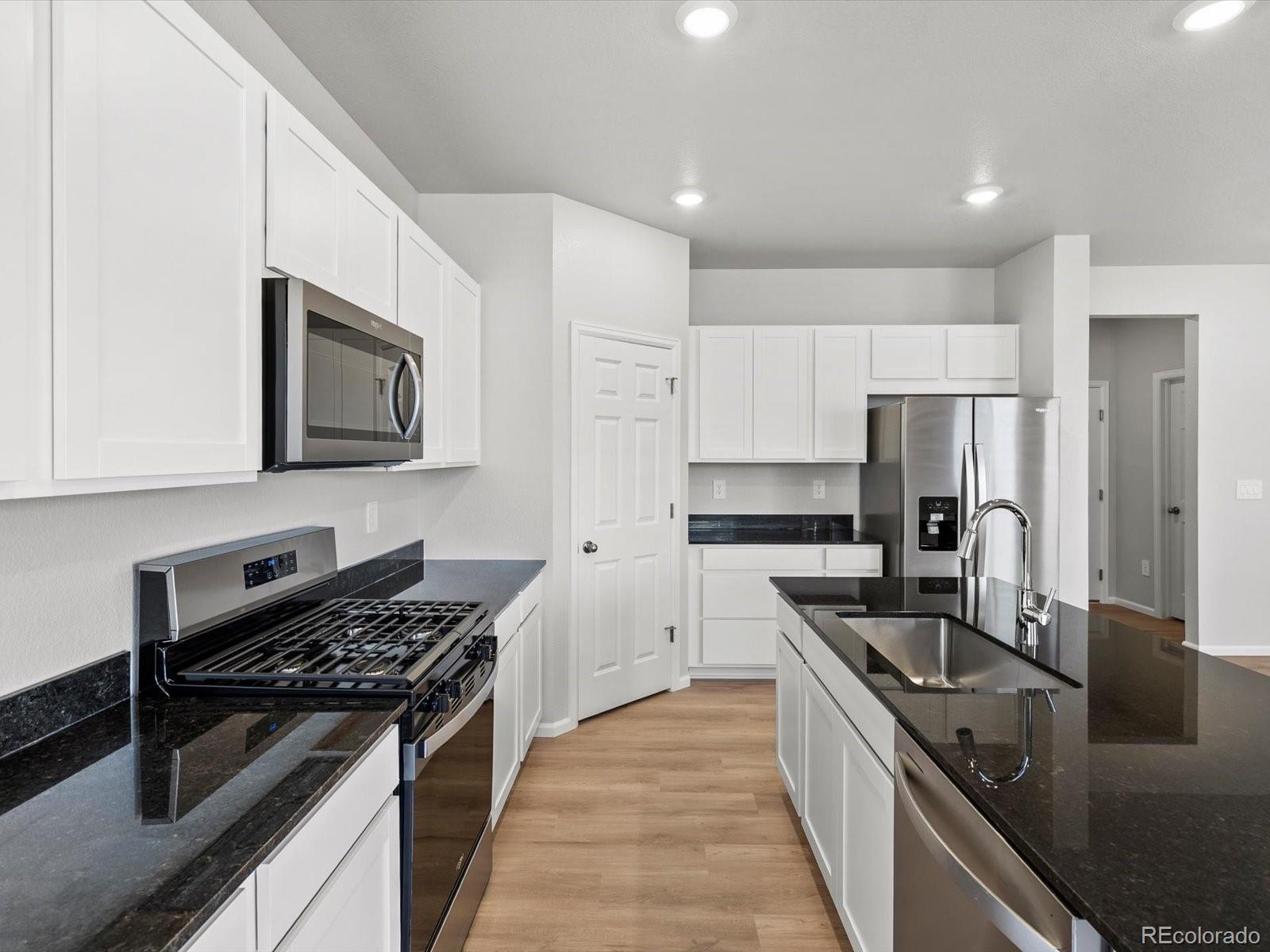 MLS Image #8 for 550  98th avenue,greeley, Colorado