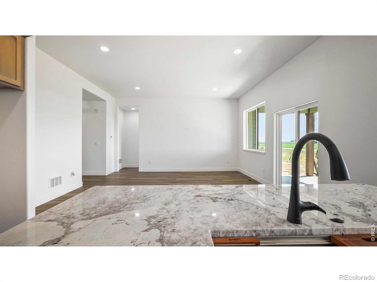 MLS Image #11 for 448  cache avenue,fort morgan, Colorado