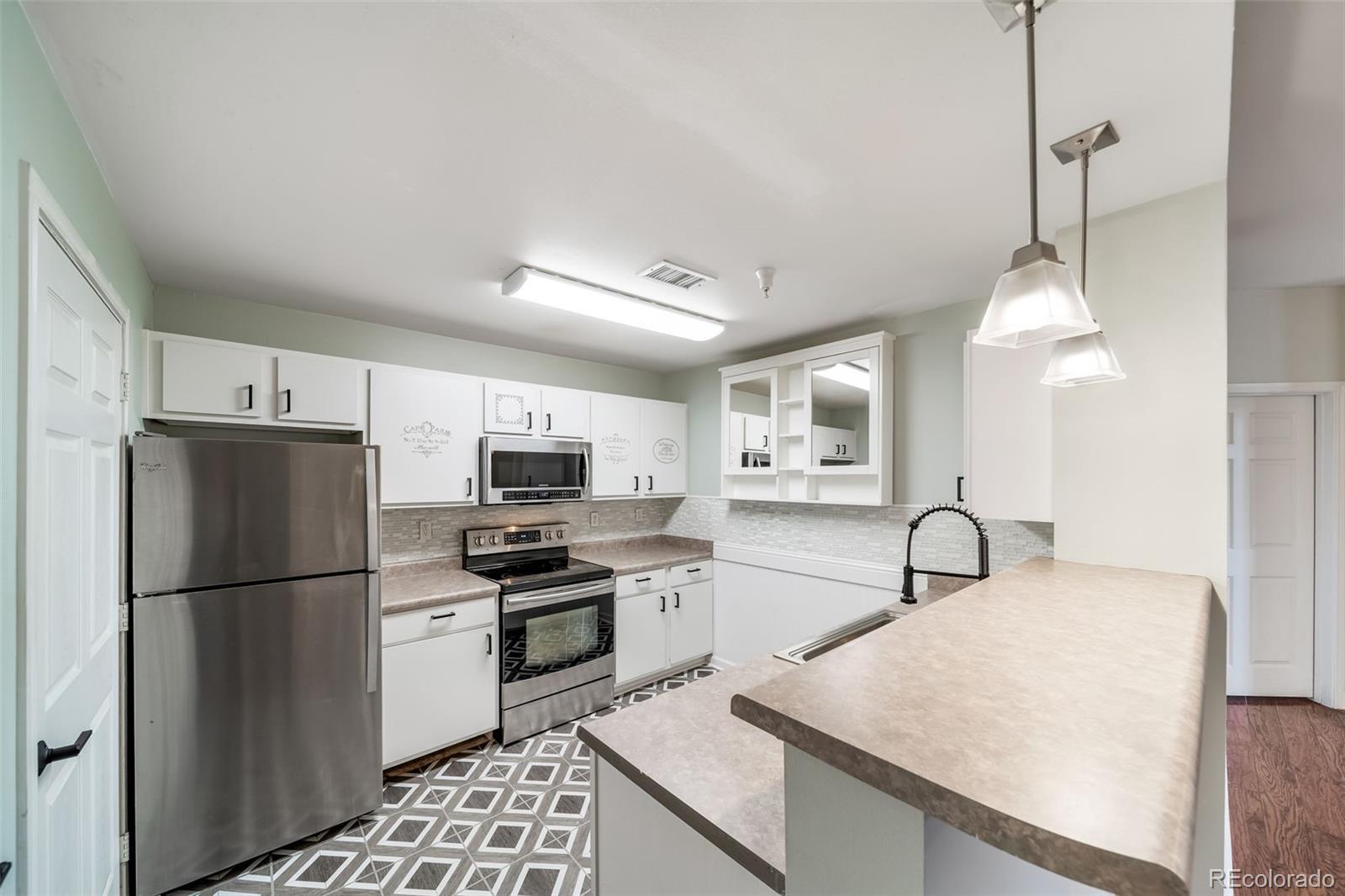 MLS Image #15 for 12858  ironstone way,parker, Colorado