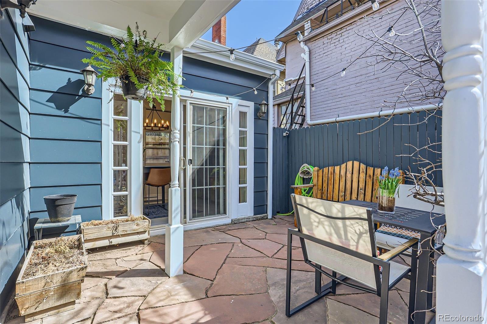 MLS Image #15 for 1414 n clarkson street,denver, Colorado